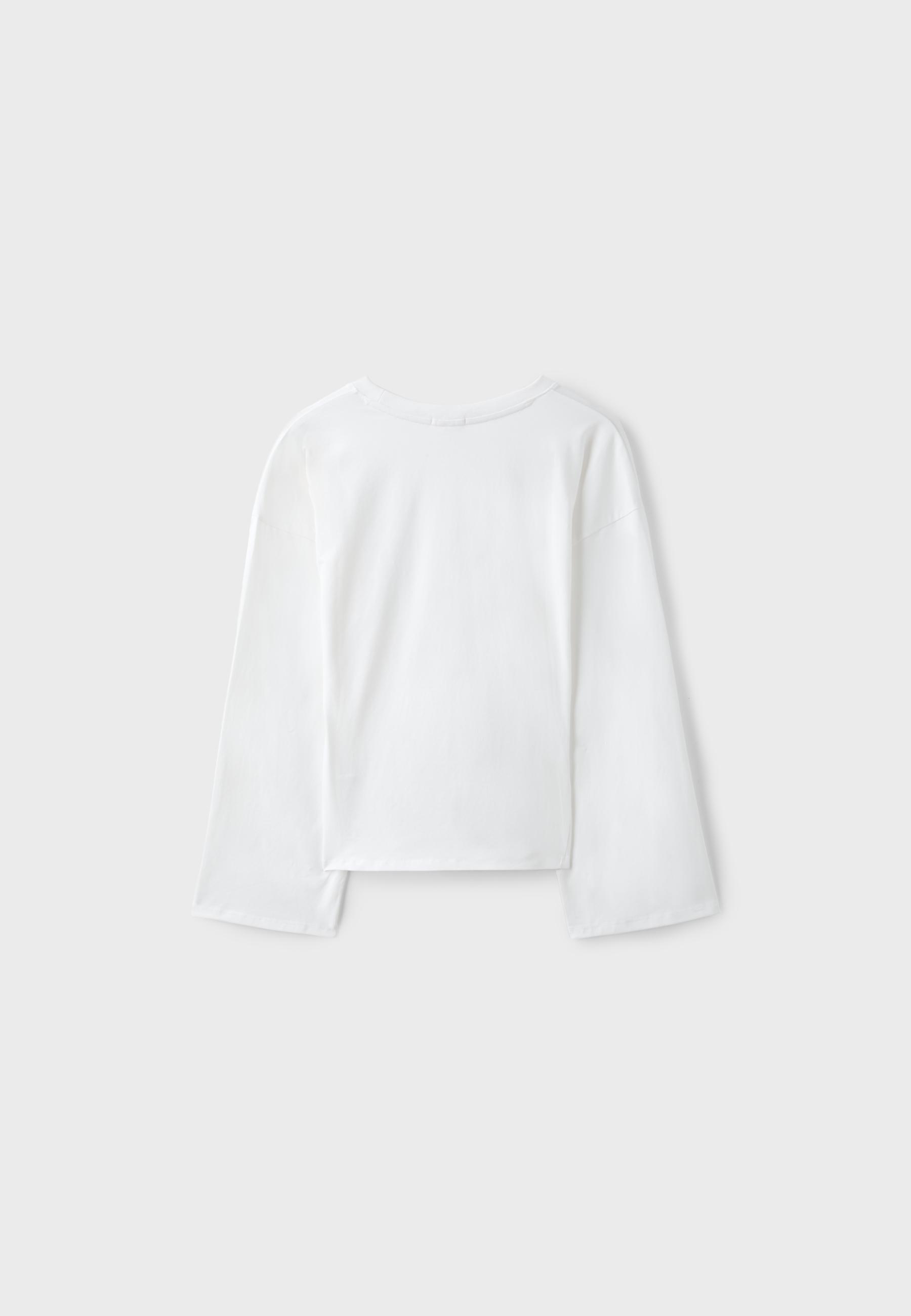 B11 Japanese-inspired long sleeve fitted waist T-shirt — Ecru