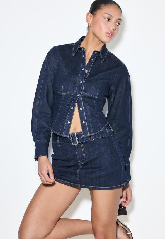 Kemerli denim şort etek - Görsel 4