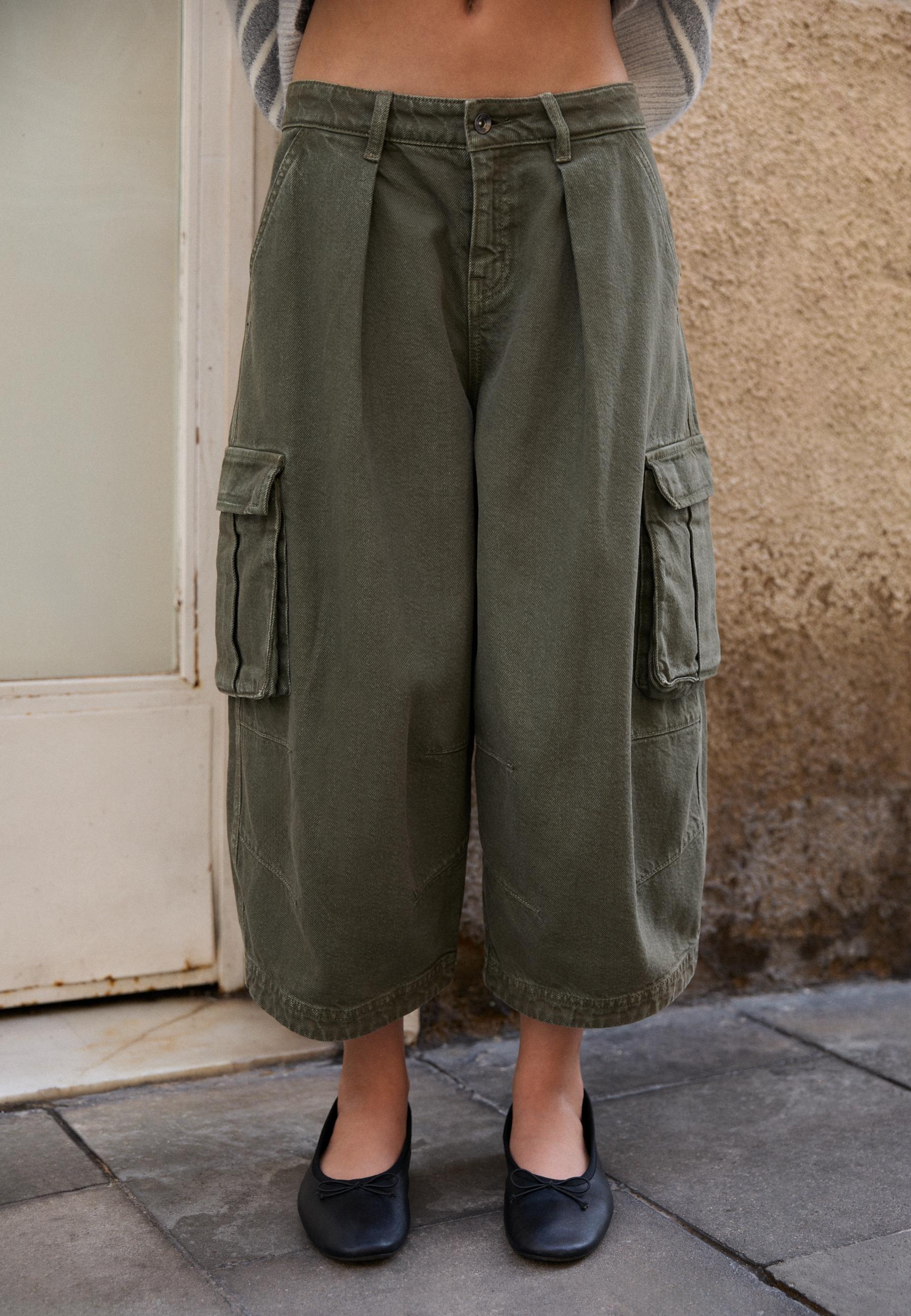 Stradivarius Βερμούδα Twill Cargo Χακί 36
