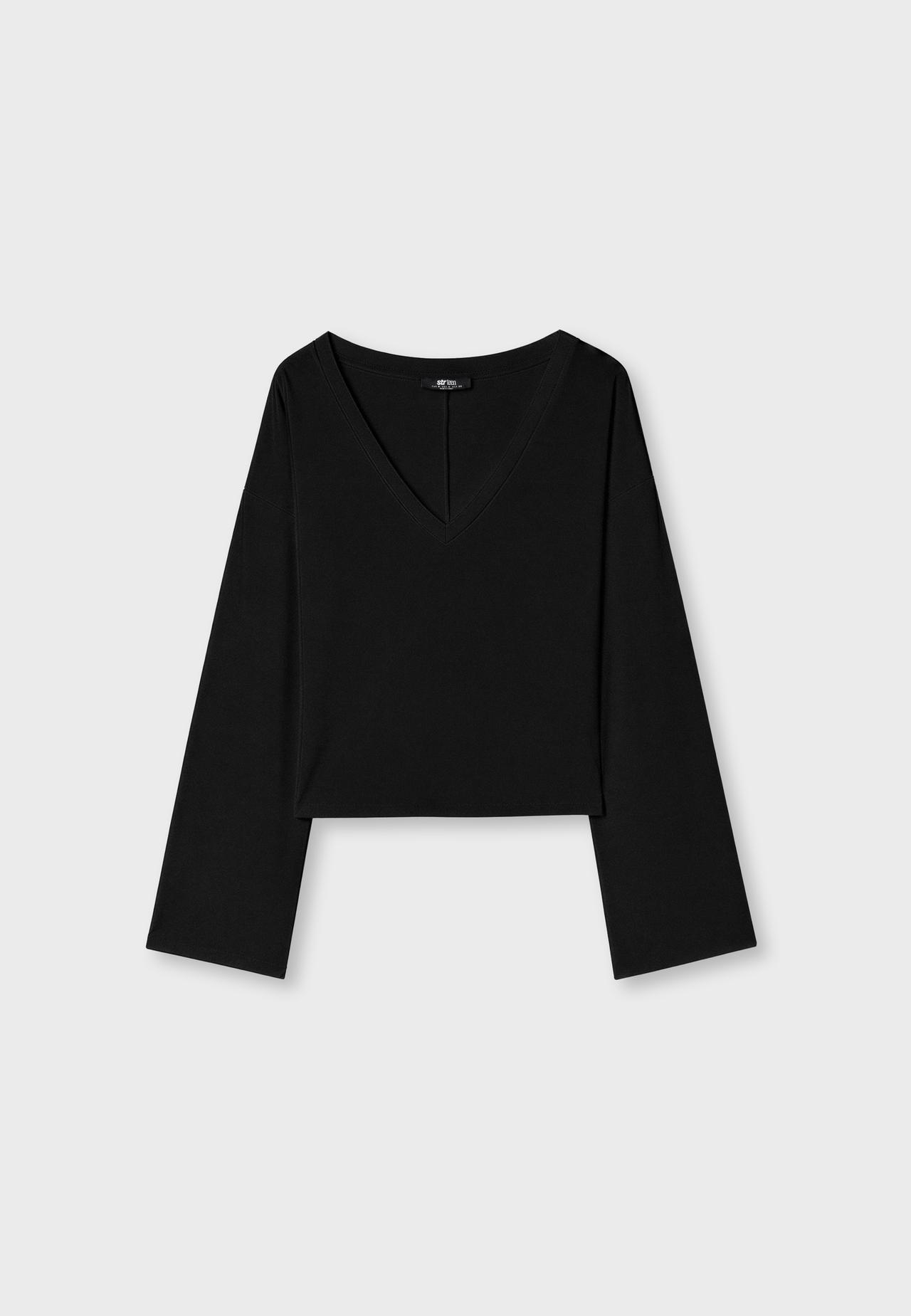 V-neck long sleeve Japanese-style top — Black