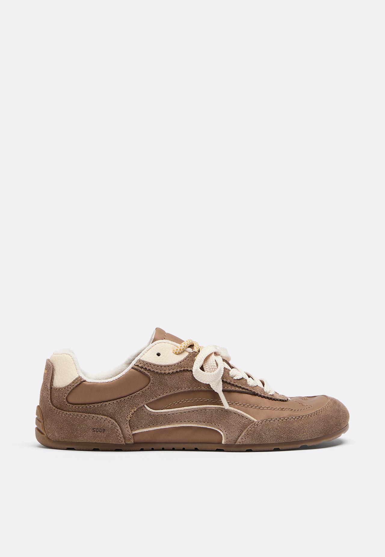 S009 Barefoot trainers with leather details — BROWN