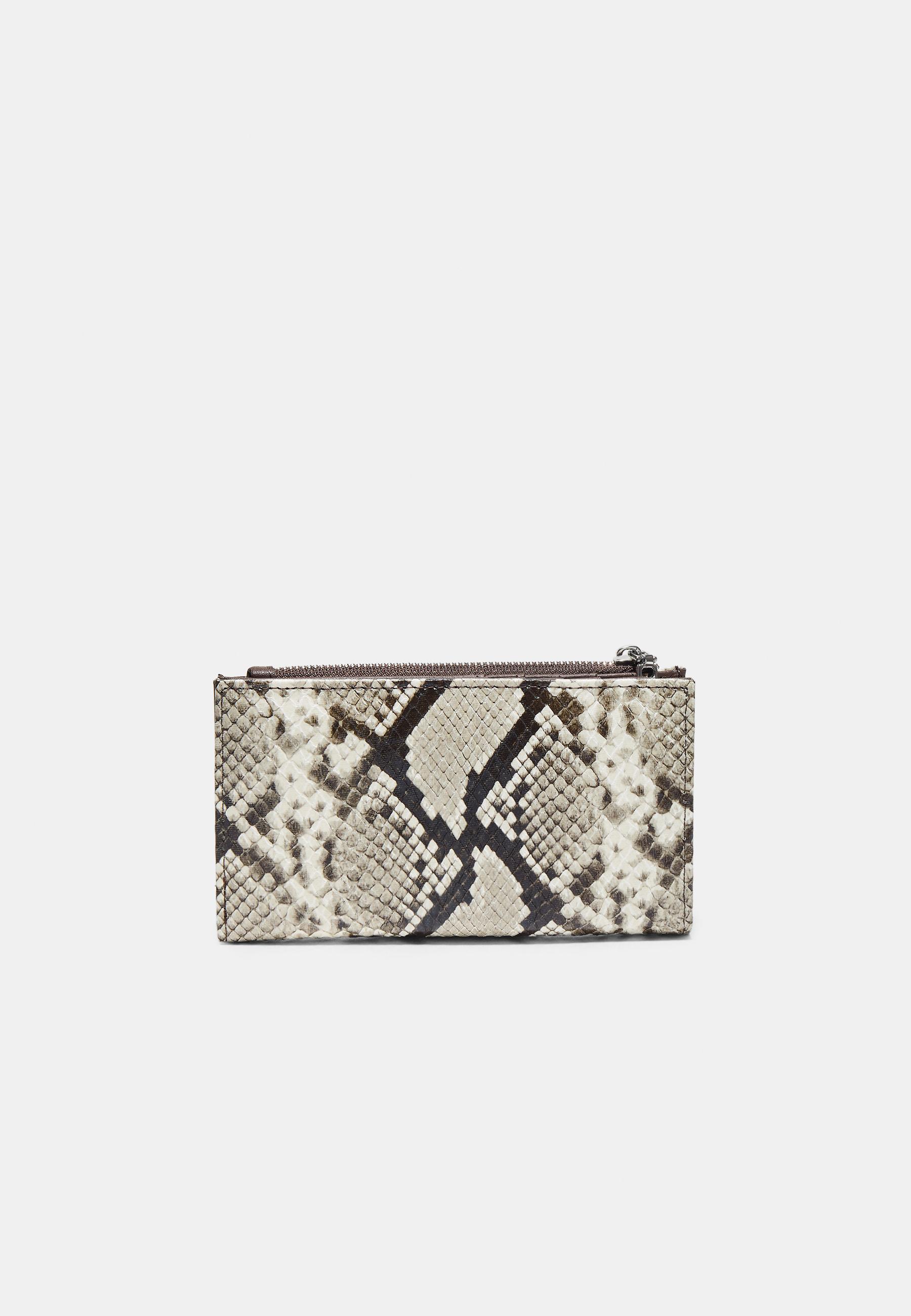 Basic snakeskin print purse — Stone