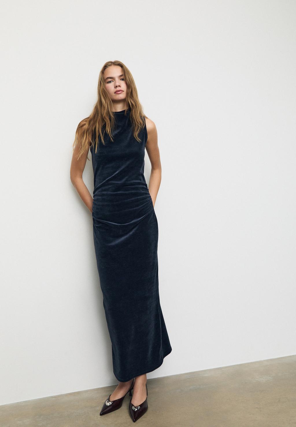 Robe midi sans manches en velours