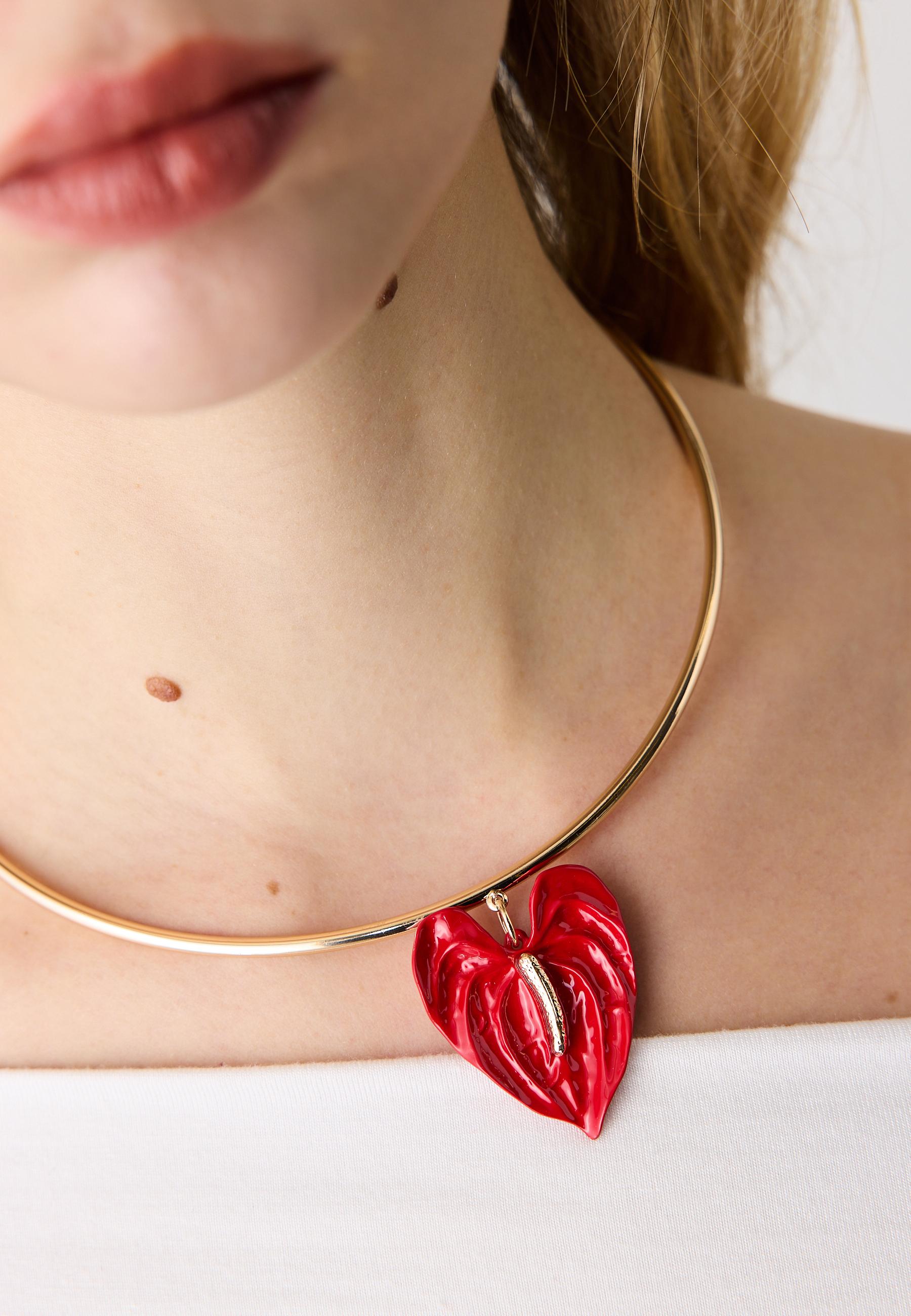 Cham flower choker — Gold