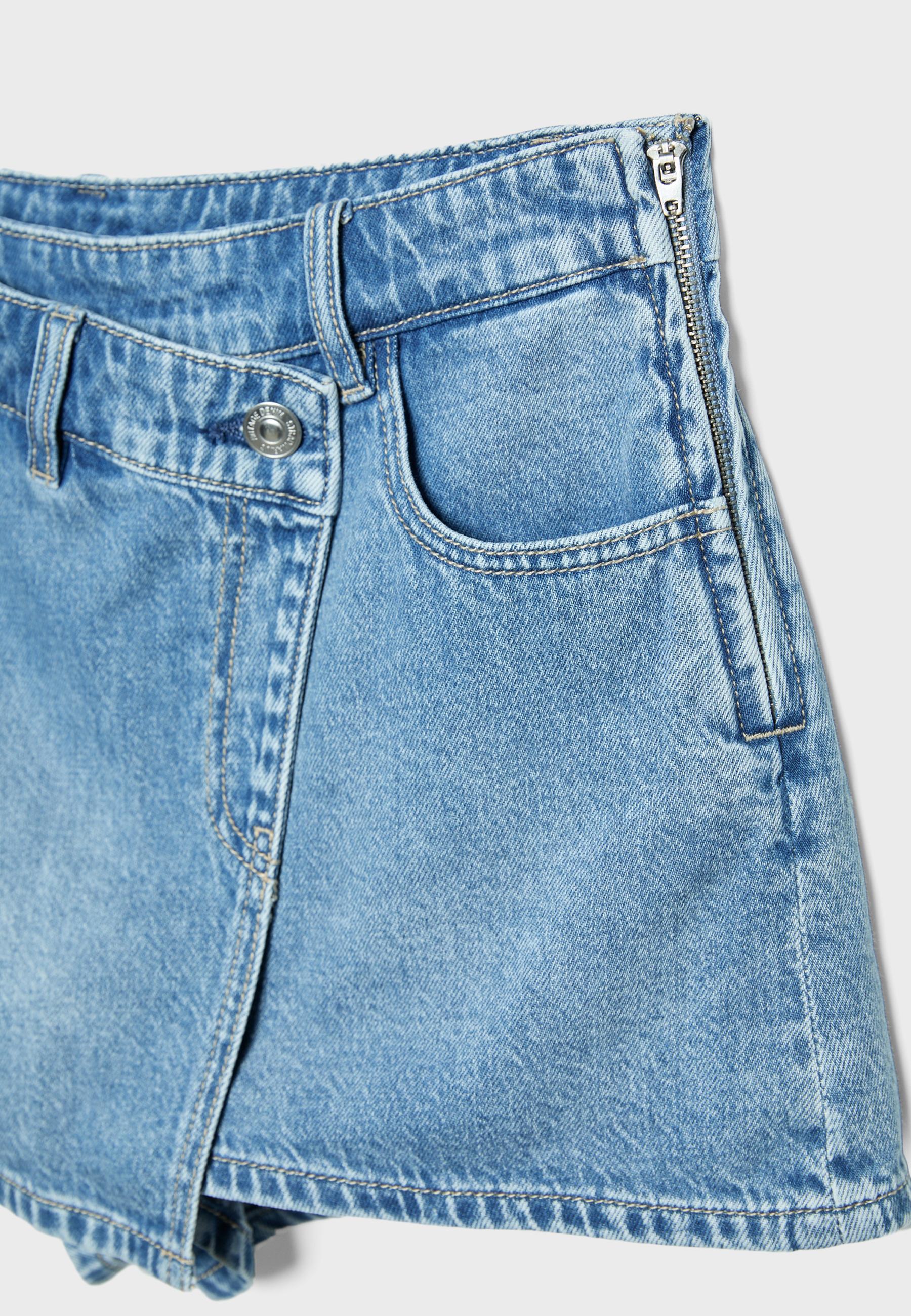 Crossover denim skort — MEDIUM DENIM WASH