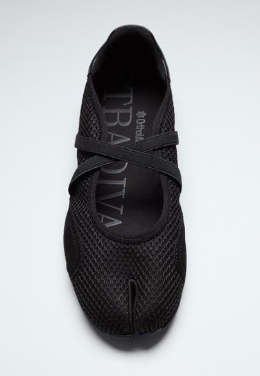 S032 split toecap ballerina trainers — BLACK  1