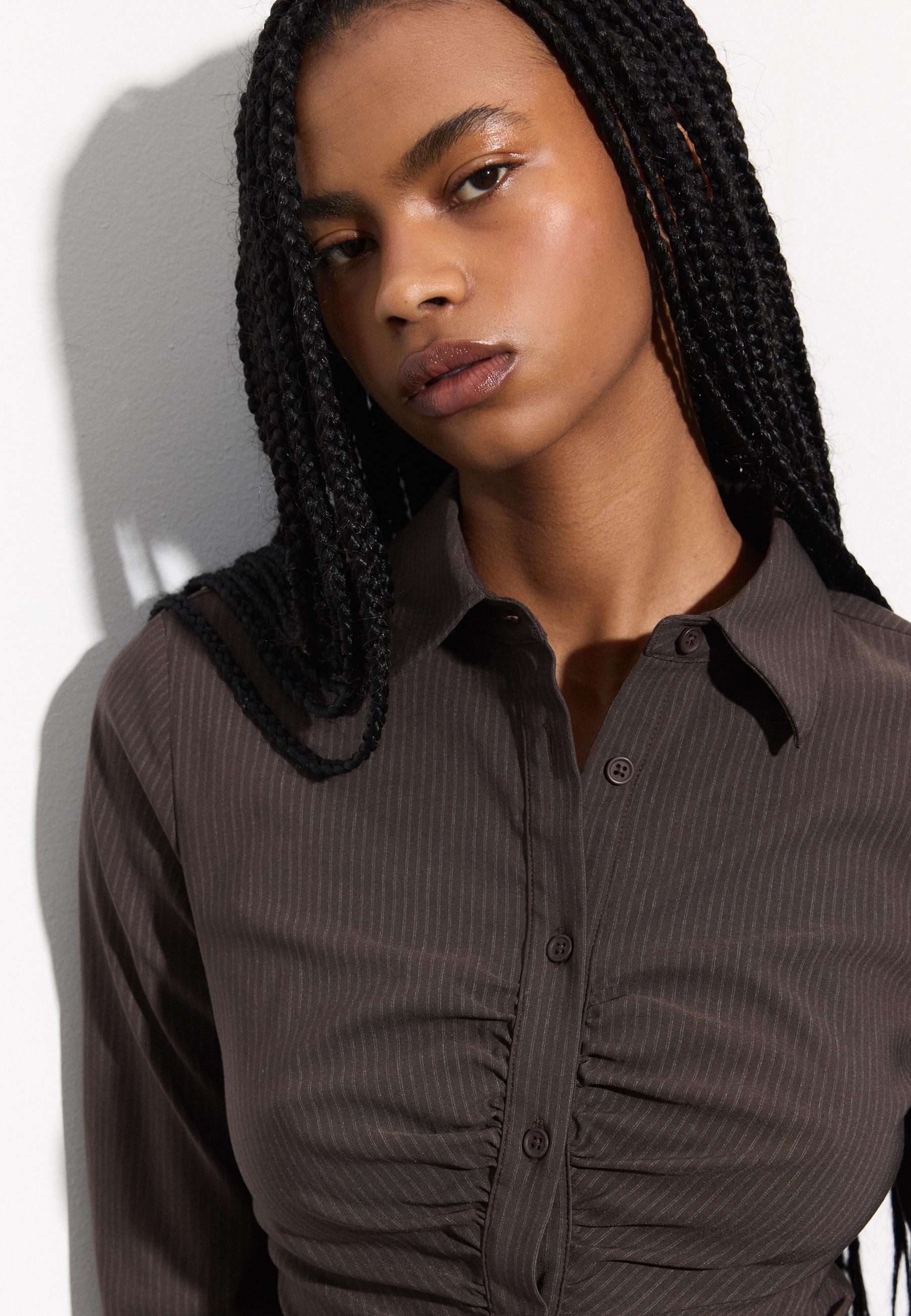 Plain gathered shirt — Brown