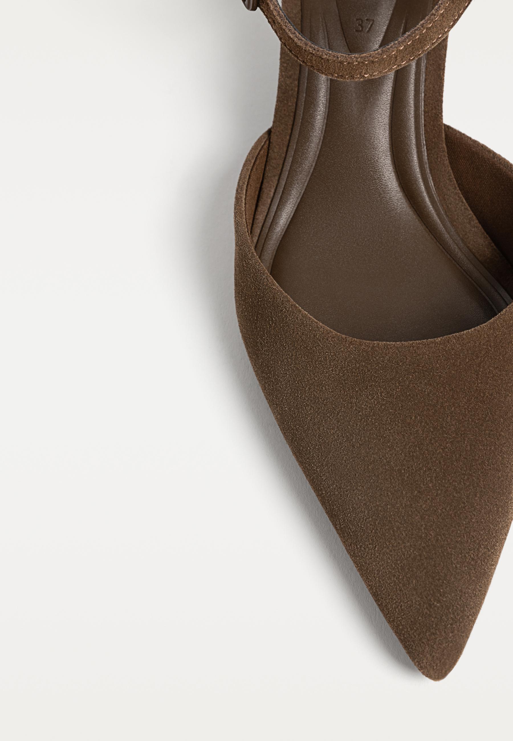 Kitten heel leather shoes — BROWN