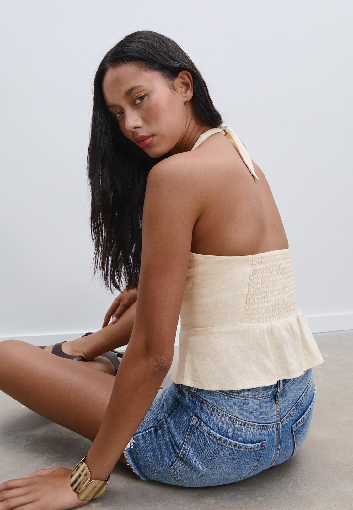 Top dos nu boutonné en lin Mode femme Stradivarius France