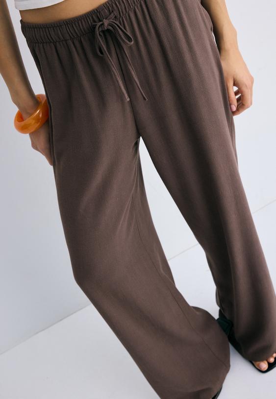 flowing lineneffect trousers