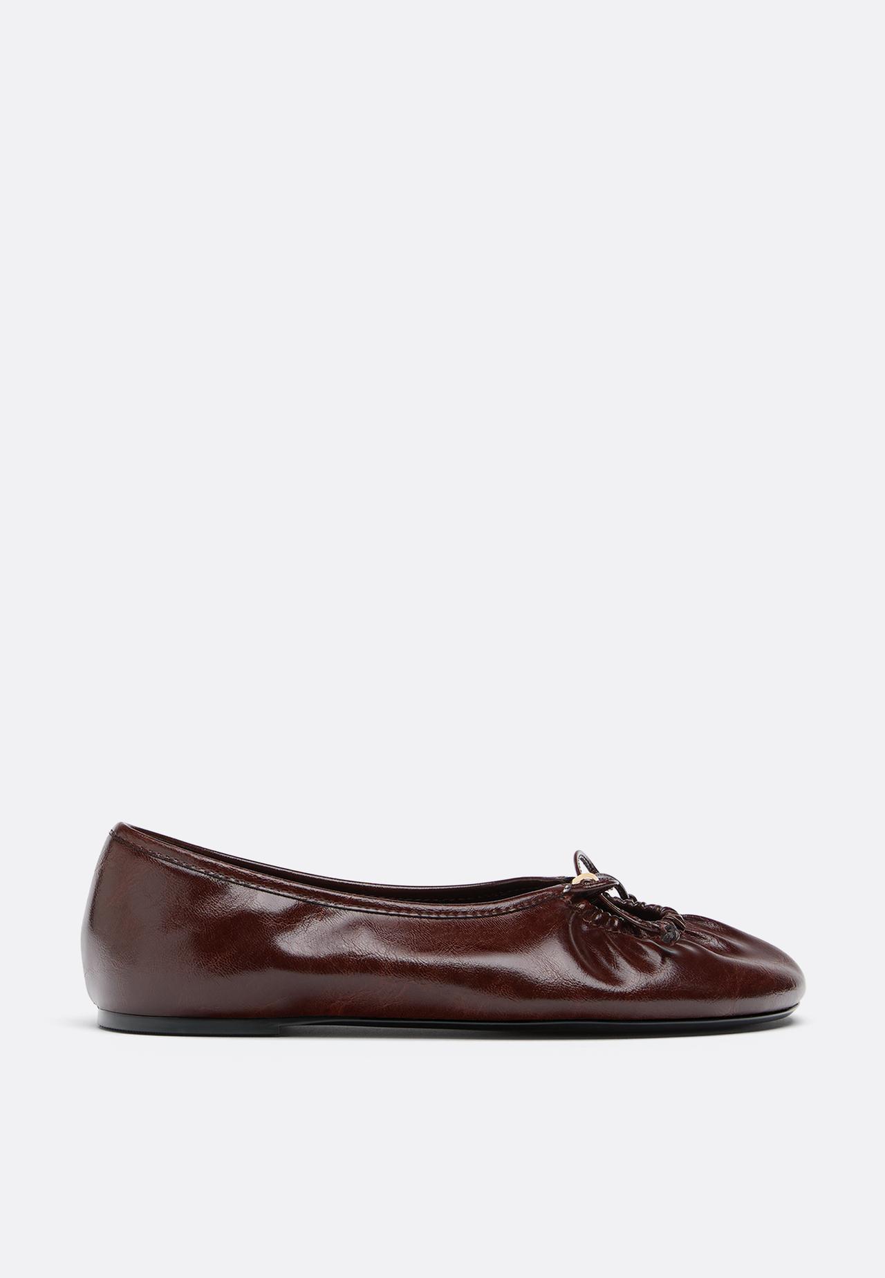 Cut-out detail ballet pumps — BURGUNDY