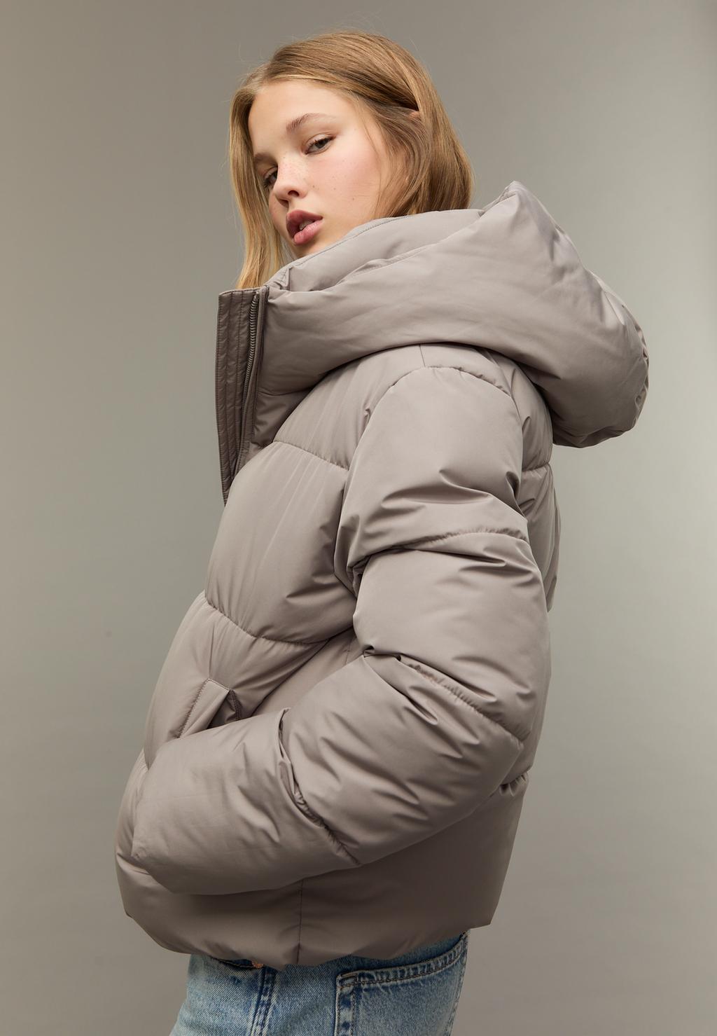 Basic-Steppjacke mit Kapuze
