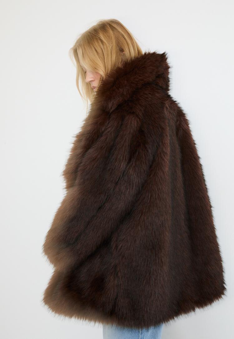 regular fit faux fur coat