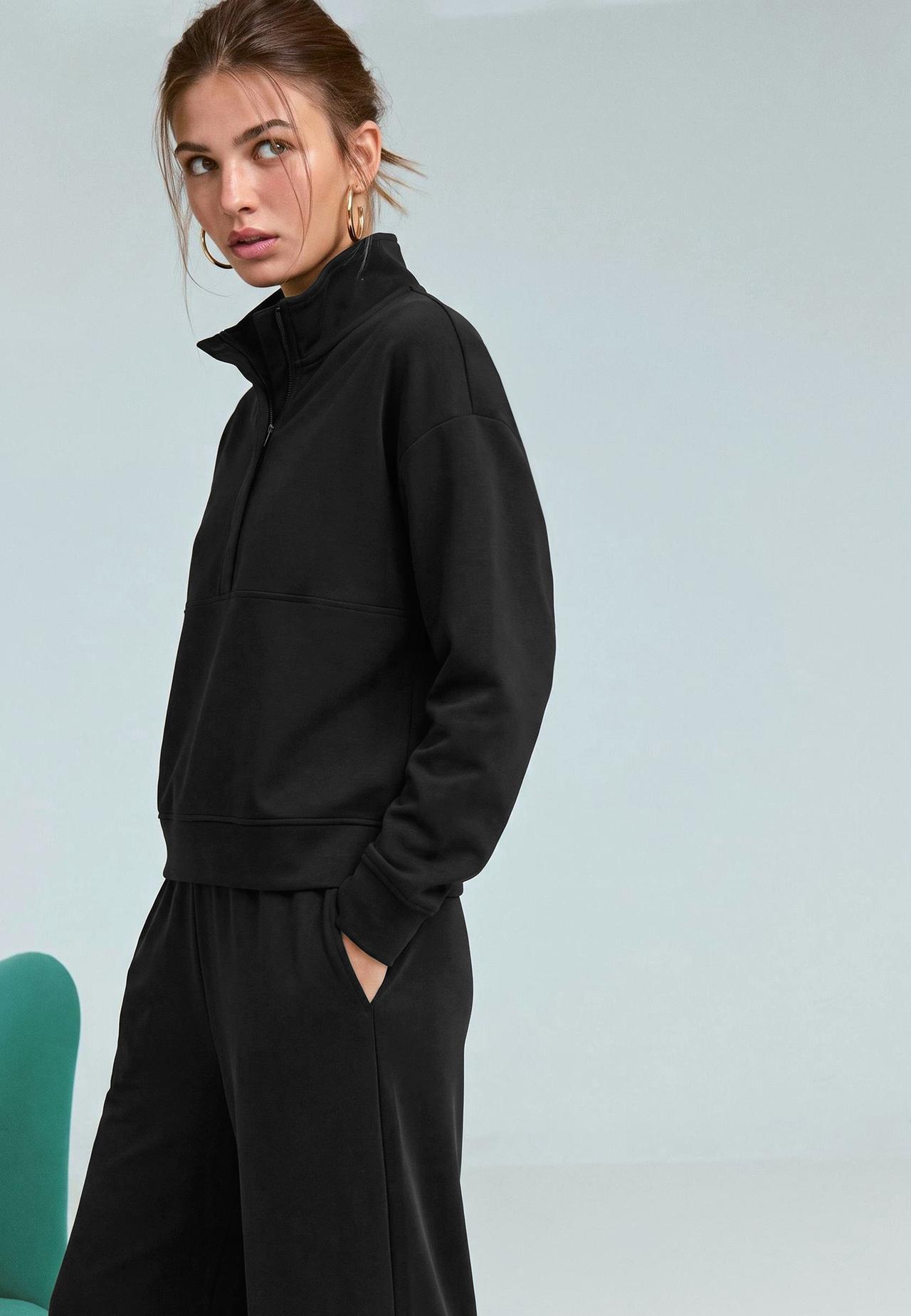 Soft-touch culottes — Black
