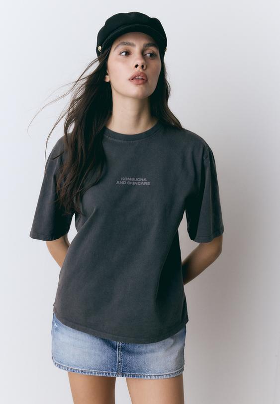 Stradivarius Κοντομάνικη Μπλούζα Με Στάμπα Ανθρακί S