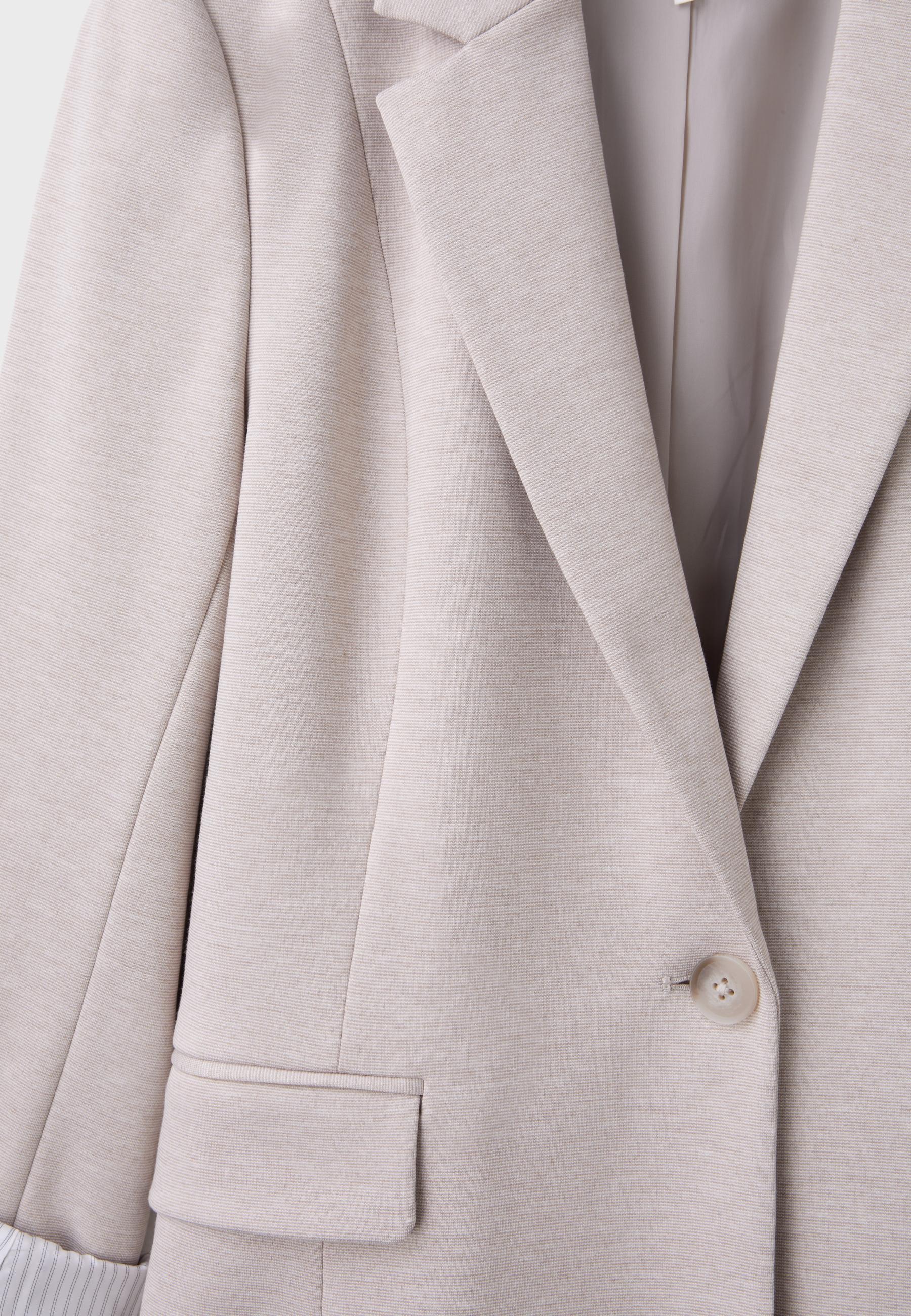 Basic knit blazer — Vanilla