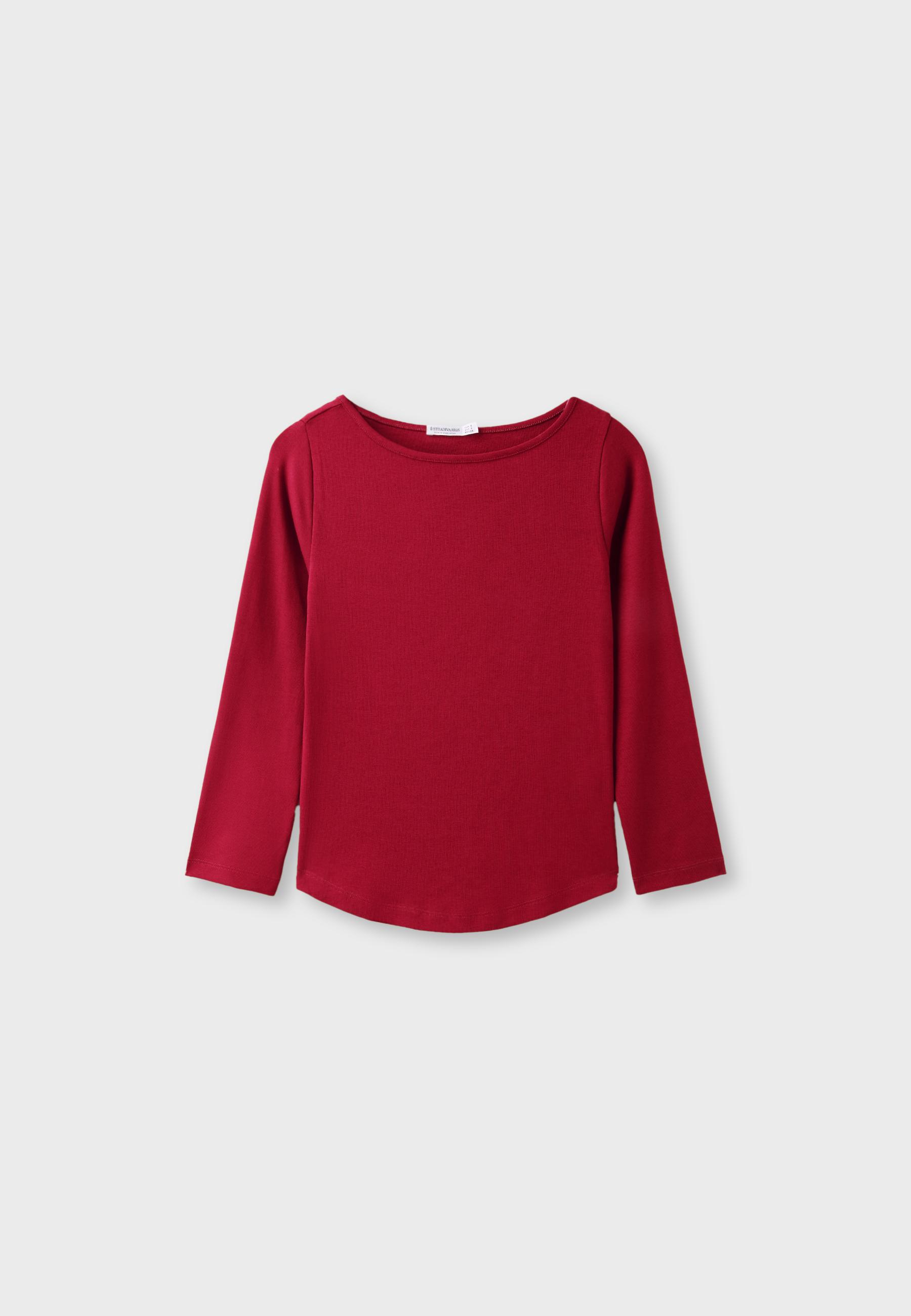 Boat neck basic T-shirt — Red