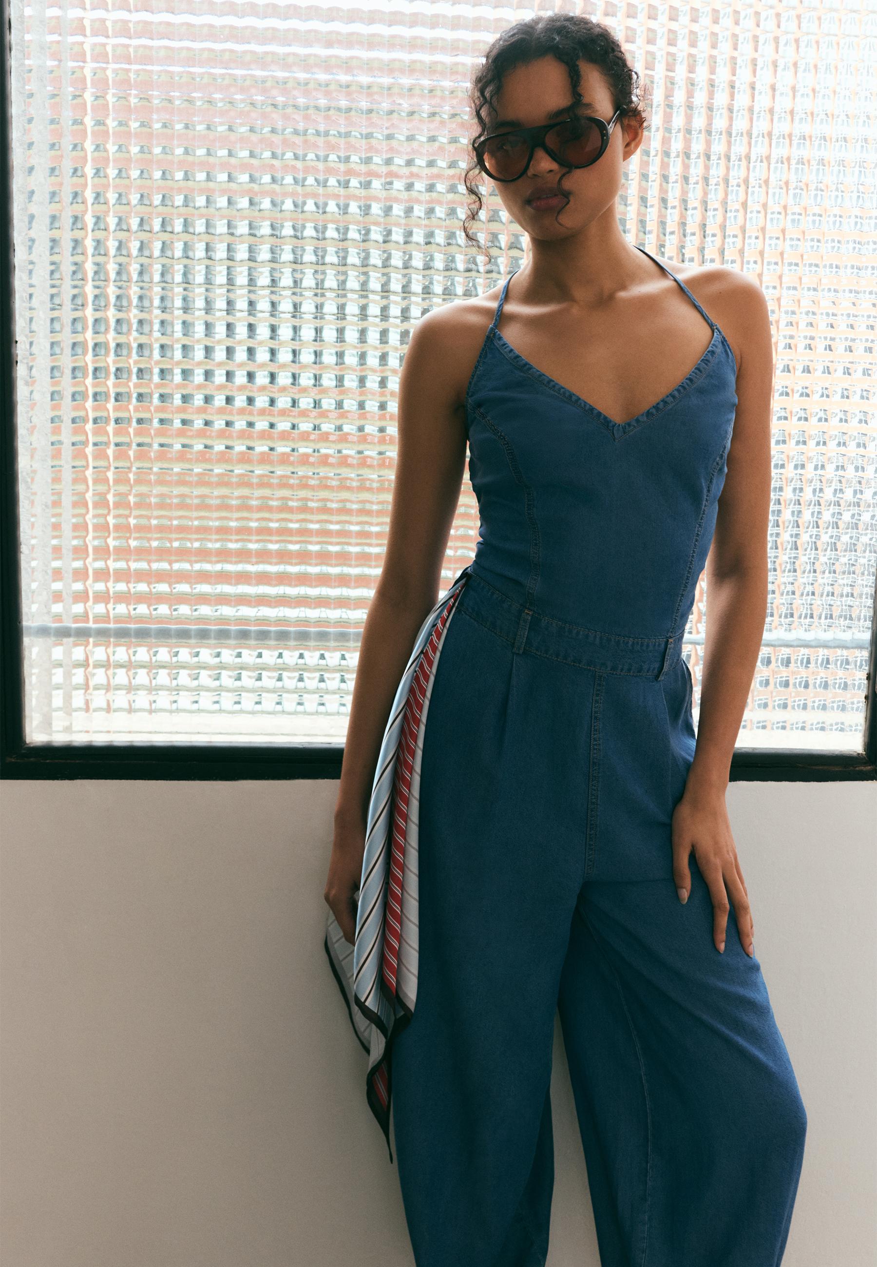 Halter denim jumpsuit with scarf — MEDIUM LIGHT BLUE DENIM
