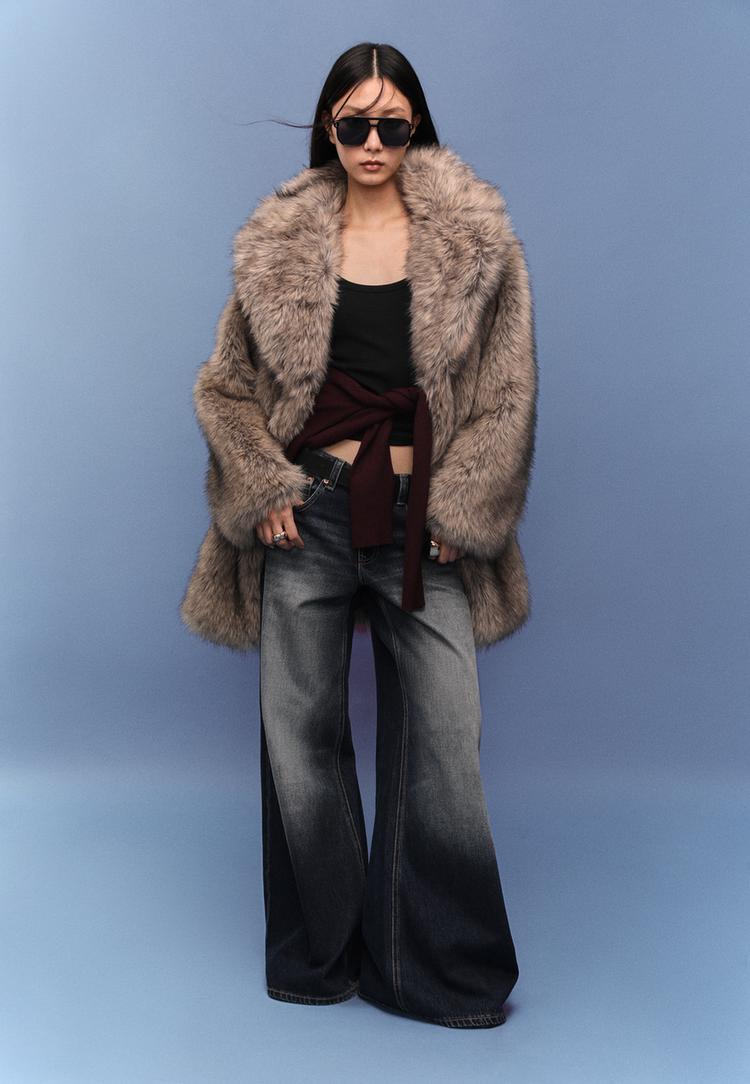 regular fit faux fur coat