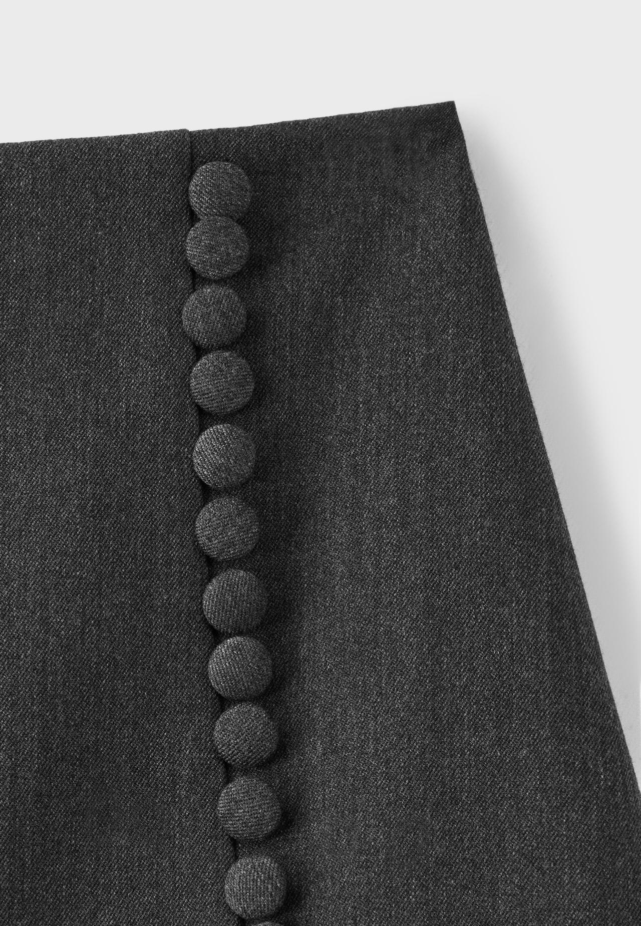 Button-detail smart mini skirt — Dark grey