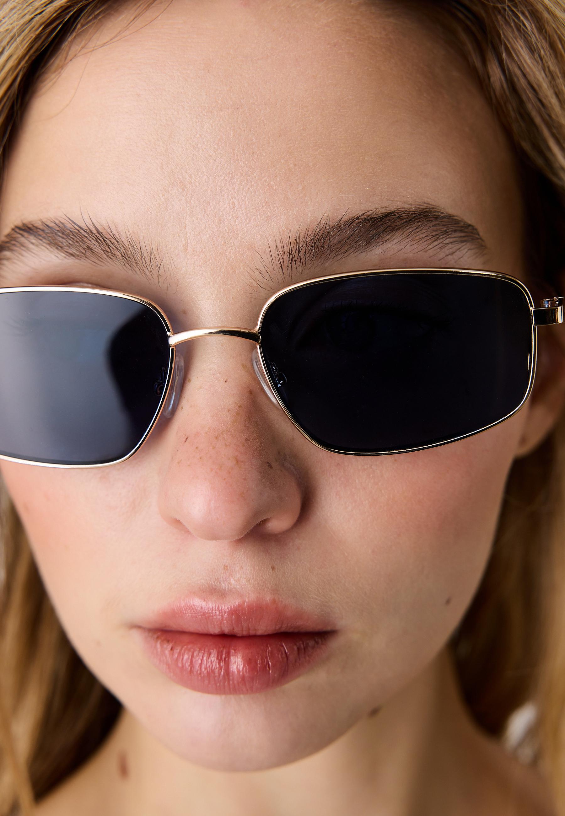 Asymmetric square metal sunglasses — Blue