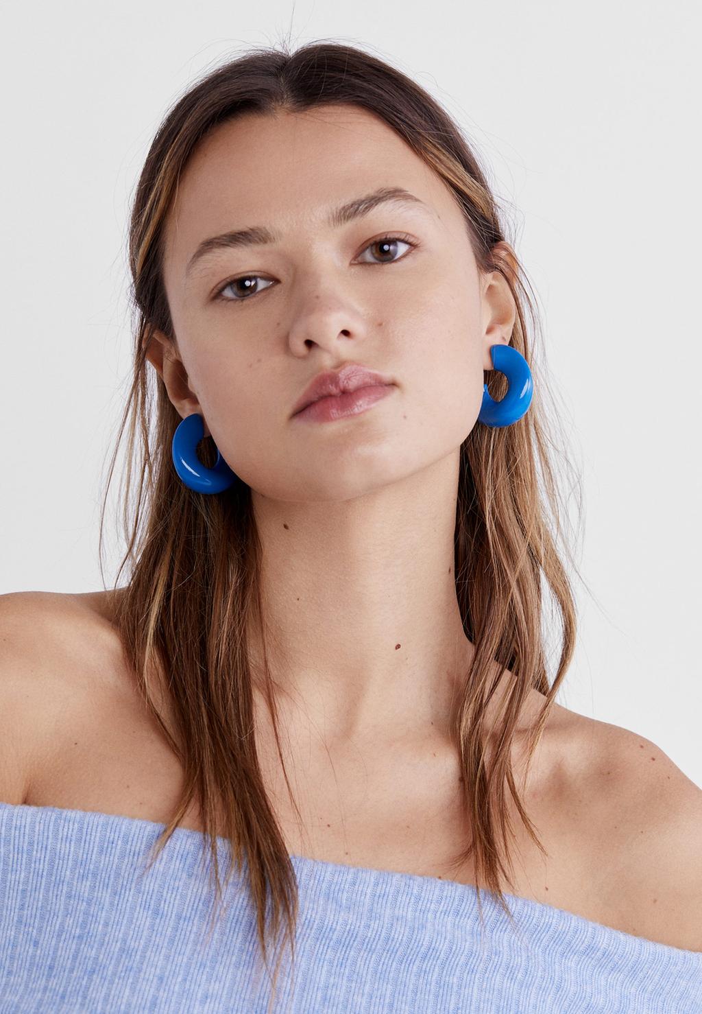 Grandes boucles d'oreilles créoles
