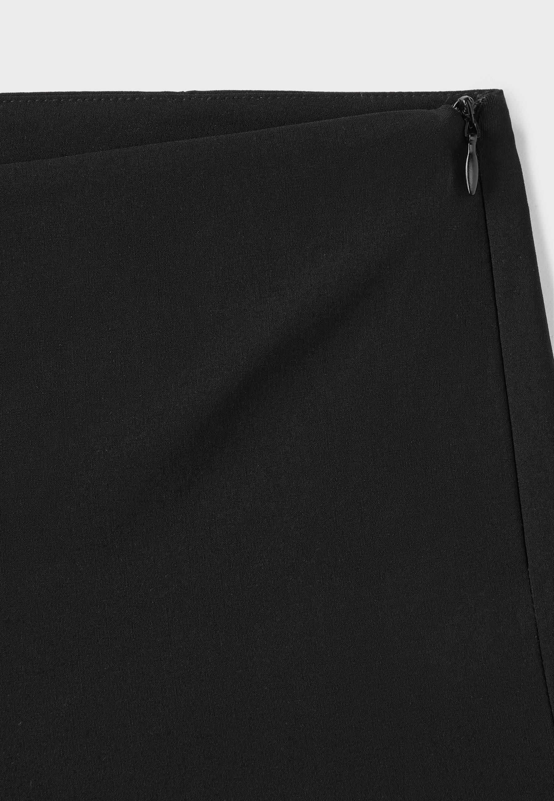 Fitted mini bengaline shorts — Black