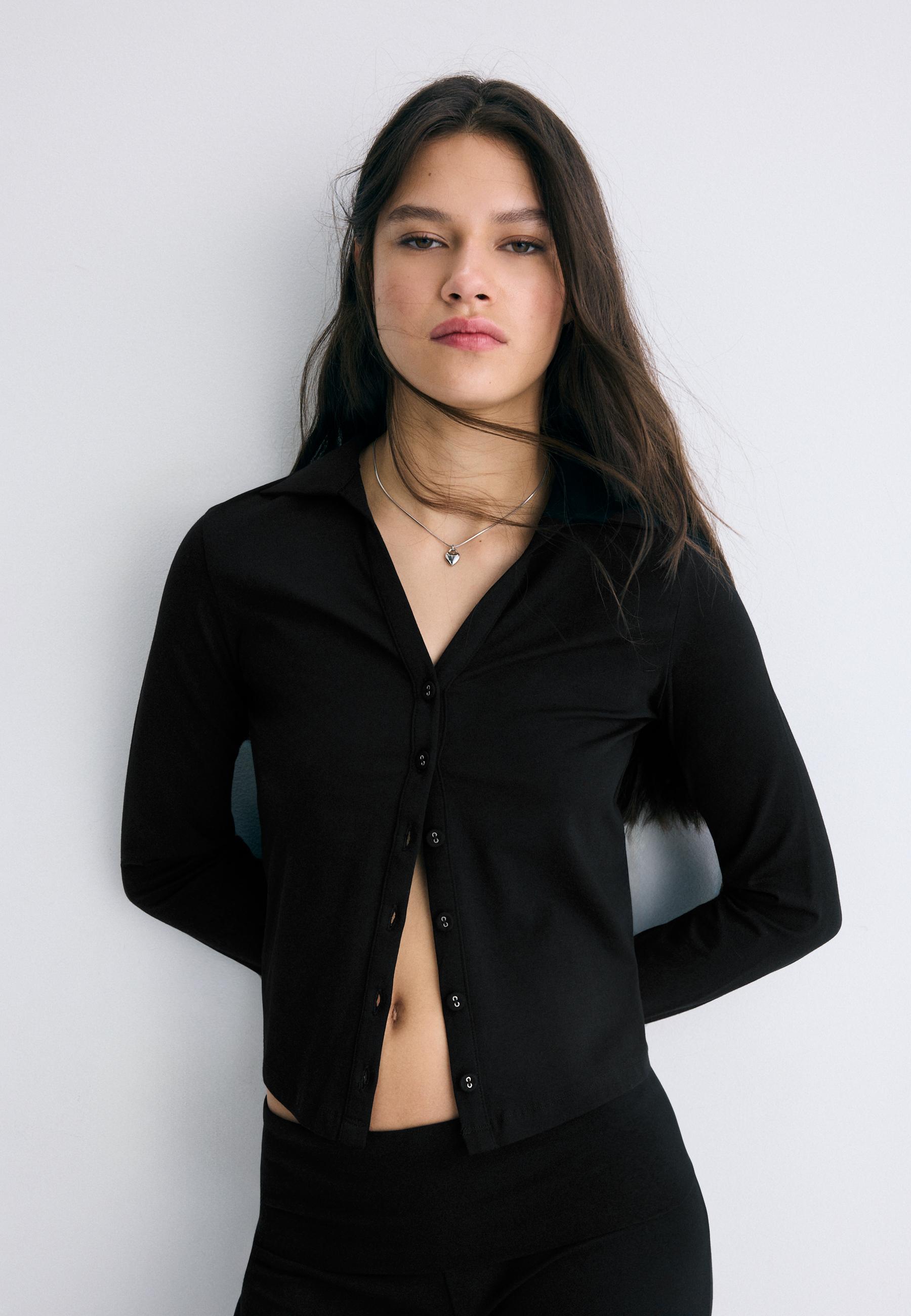 Knit shirt with buttons — Black