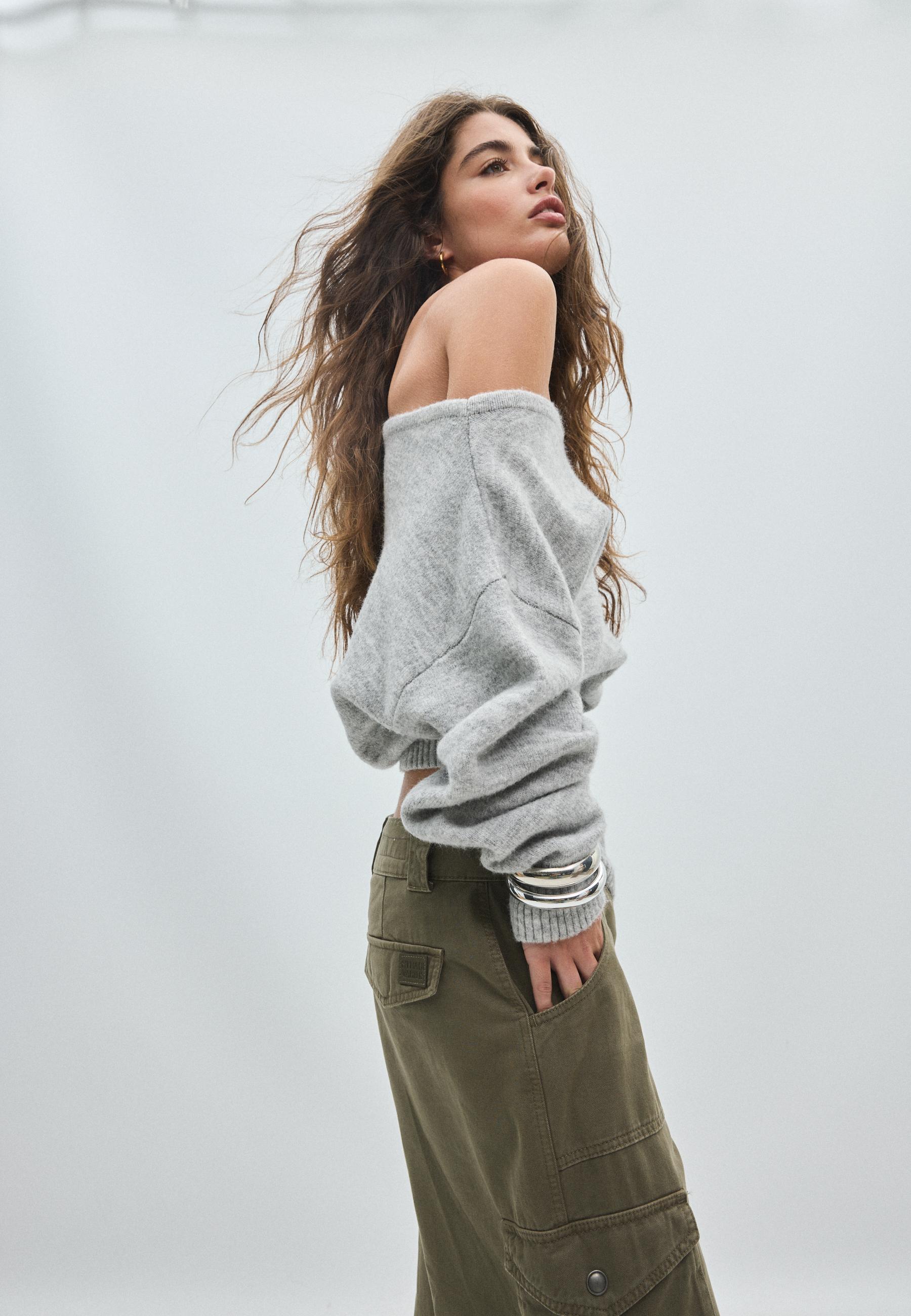 Soft-touch knit boat neck sweater — Grey melange