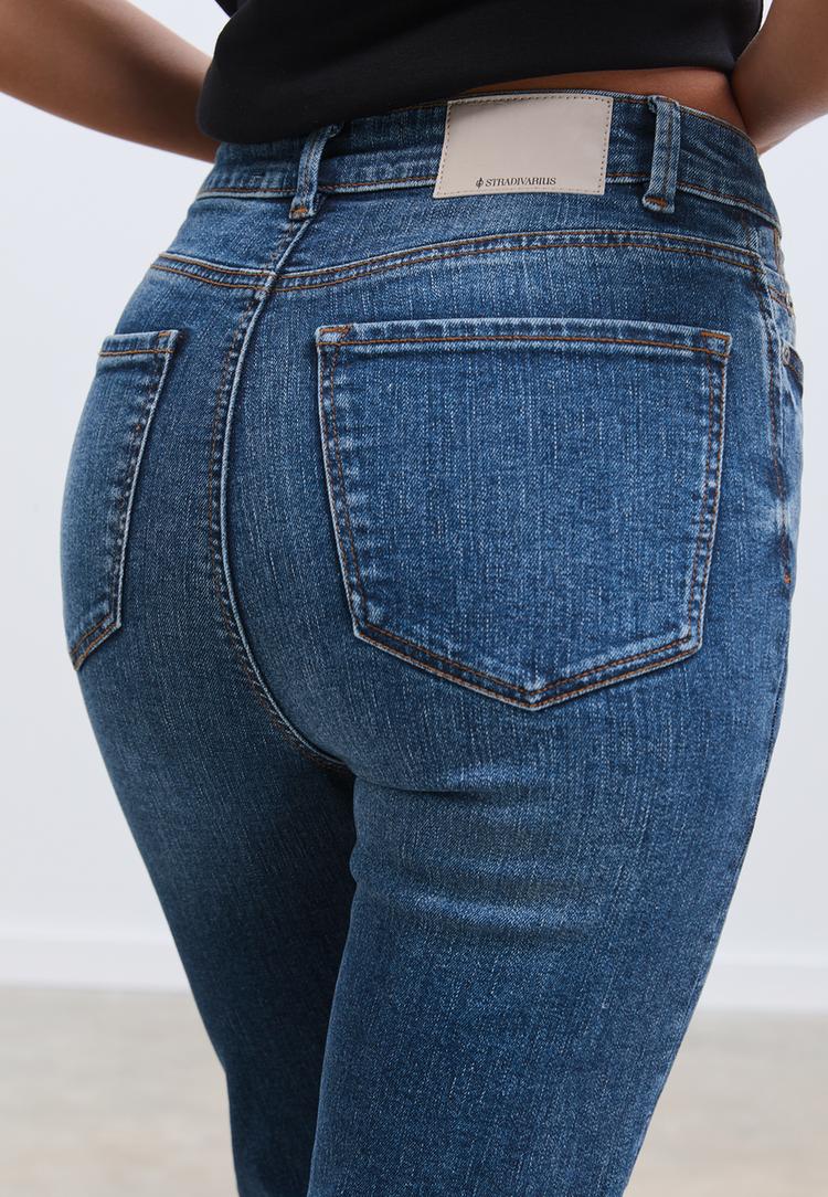 d78 jeans cropped flare