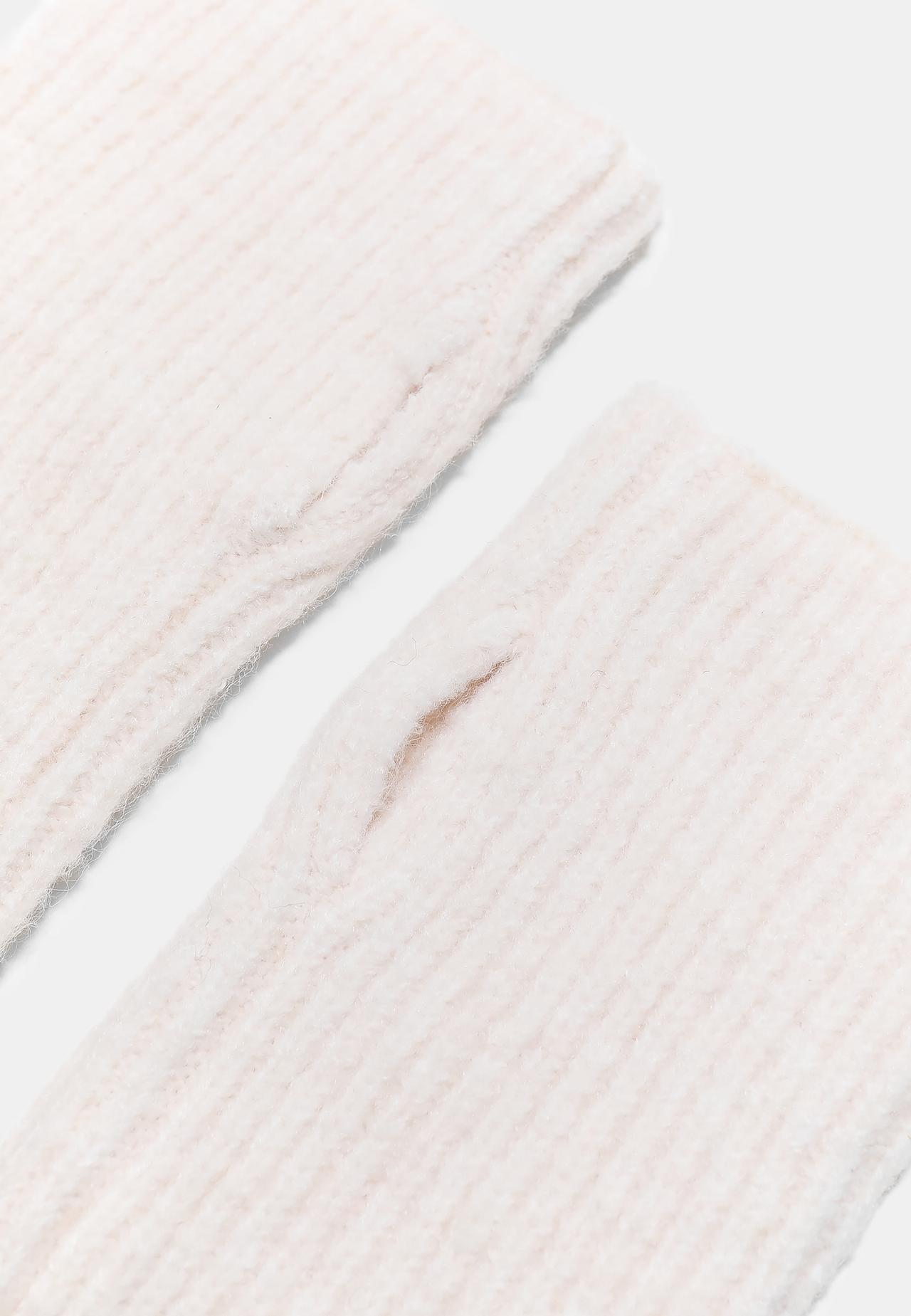 Mittens — Ecru