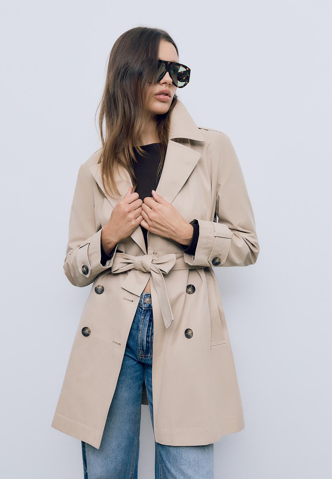 Basic regular fit trench coat with belt