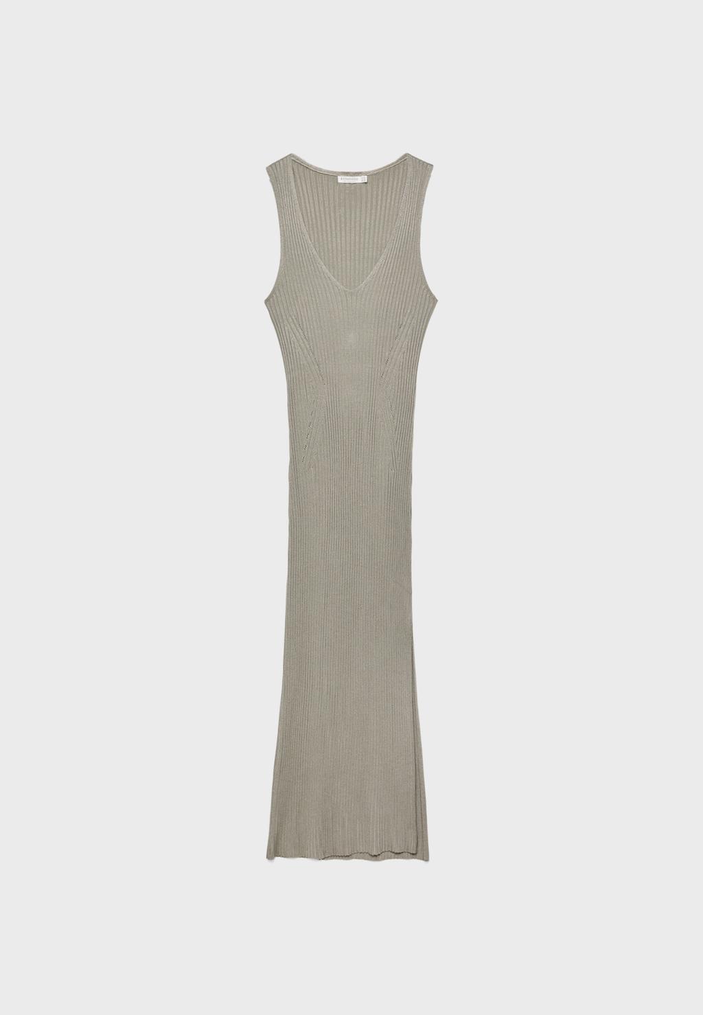 Robe longue en maille à décolleté en V