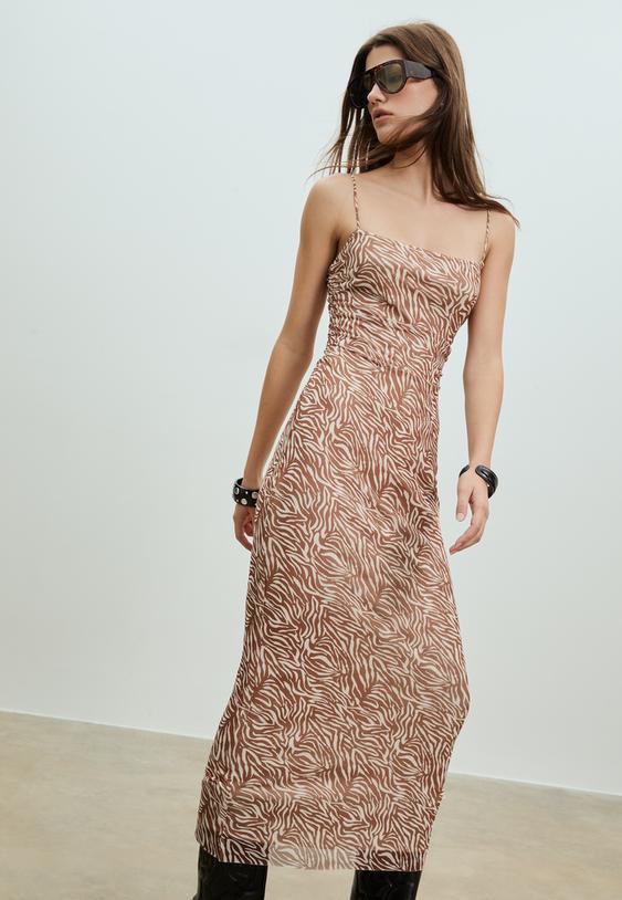 vestido midi tul estampado