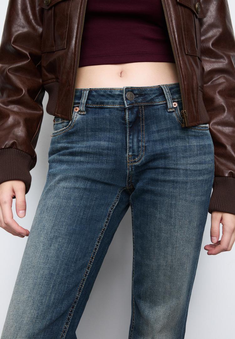 d67 dar kesim bootcut jean