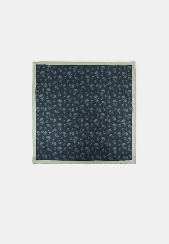 panuelo print calaveras