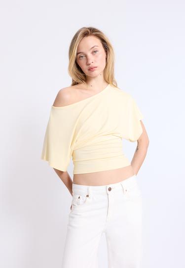 Short sleeve boat neck T-shirt — Pastel yellow 3