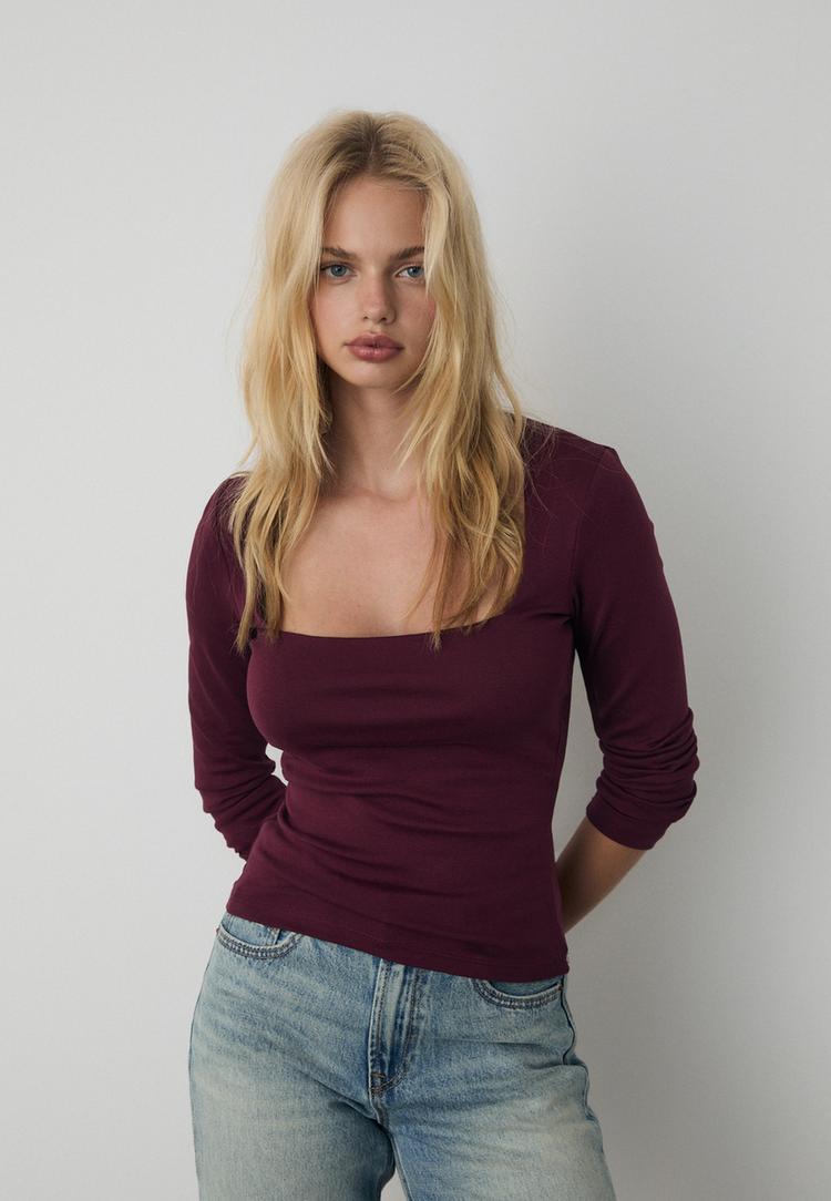 camiseta basica escote cuadrado