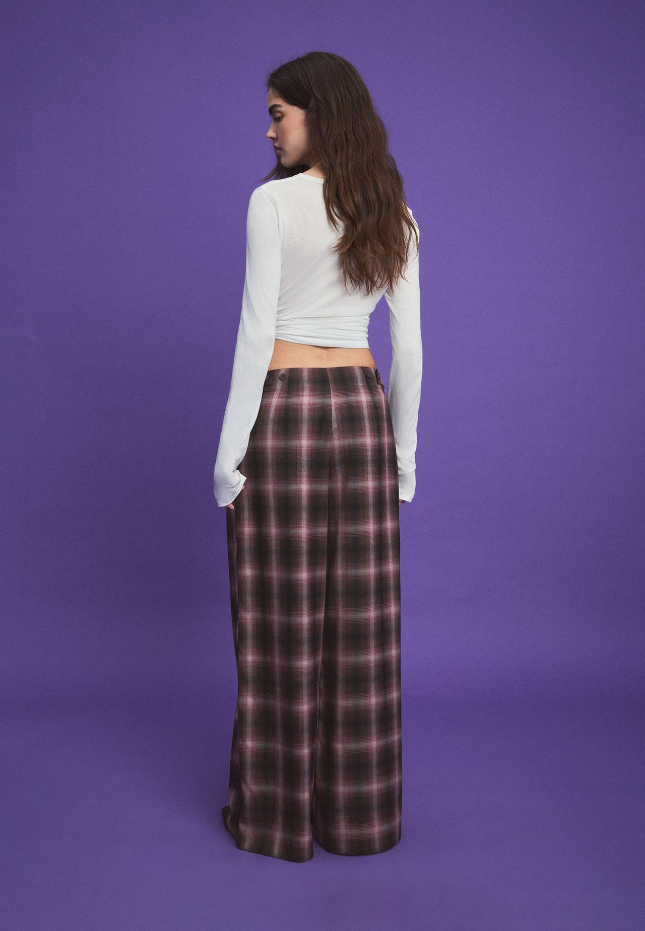 Wide-leg check trousers with adjustable buttons — Purple