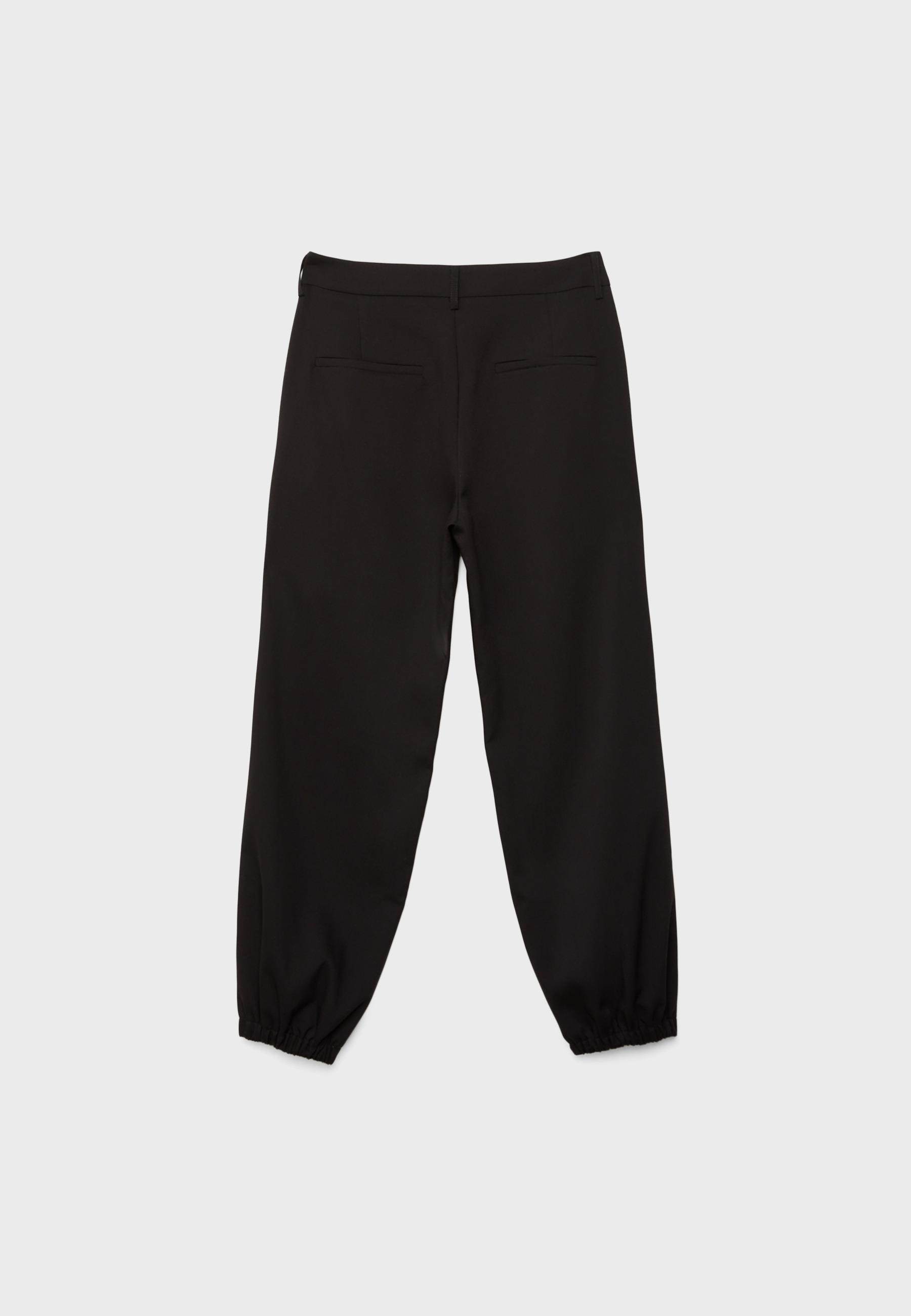 Dressy jogger trousers — Black