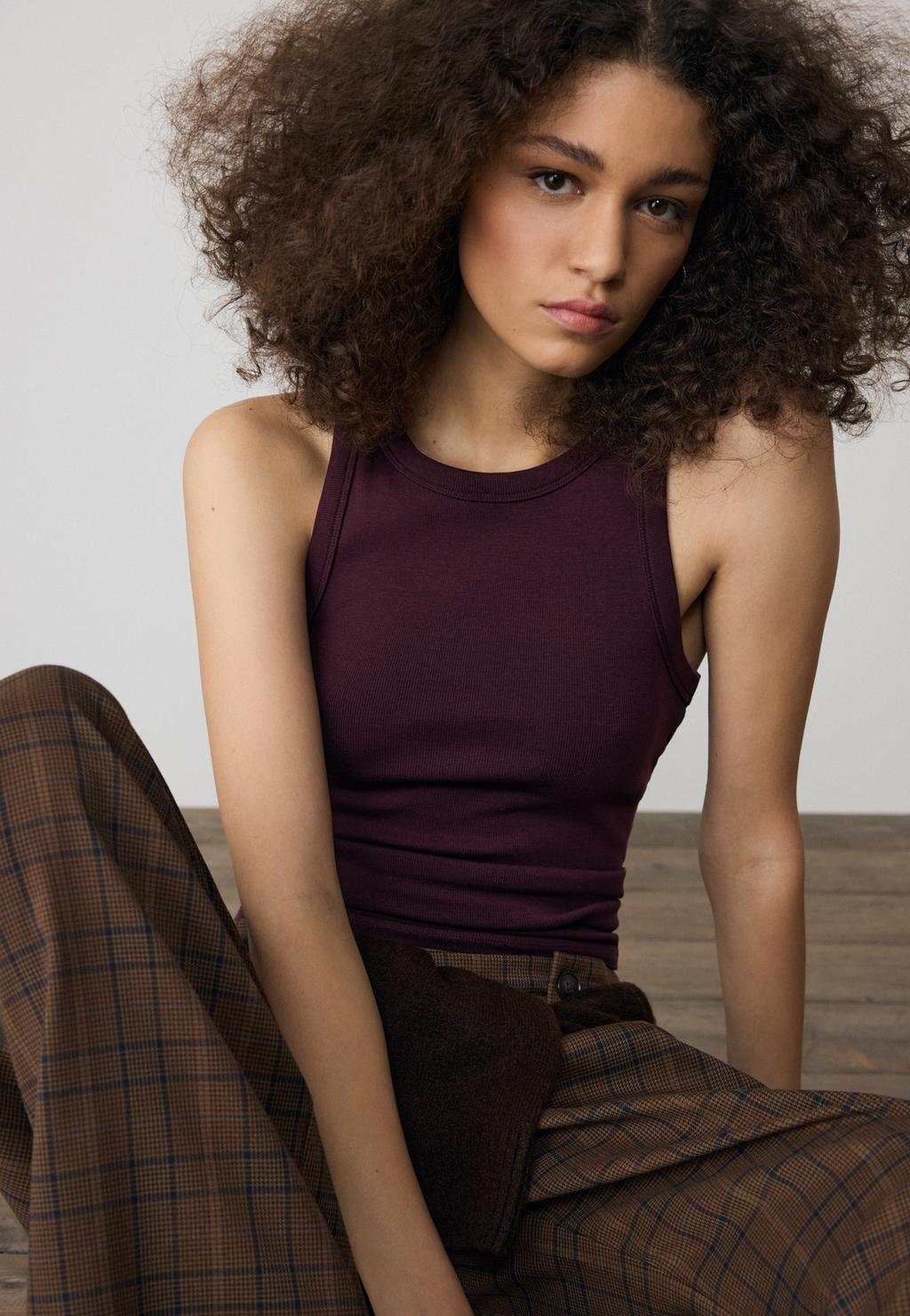 Top básico nadadora