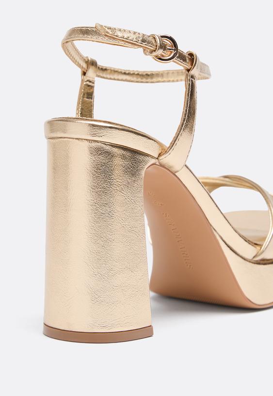 Stradivarius Sandales À Gros Talon Plateforme Or 39