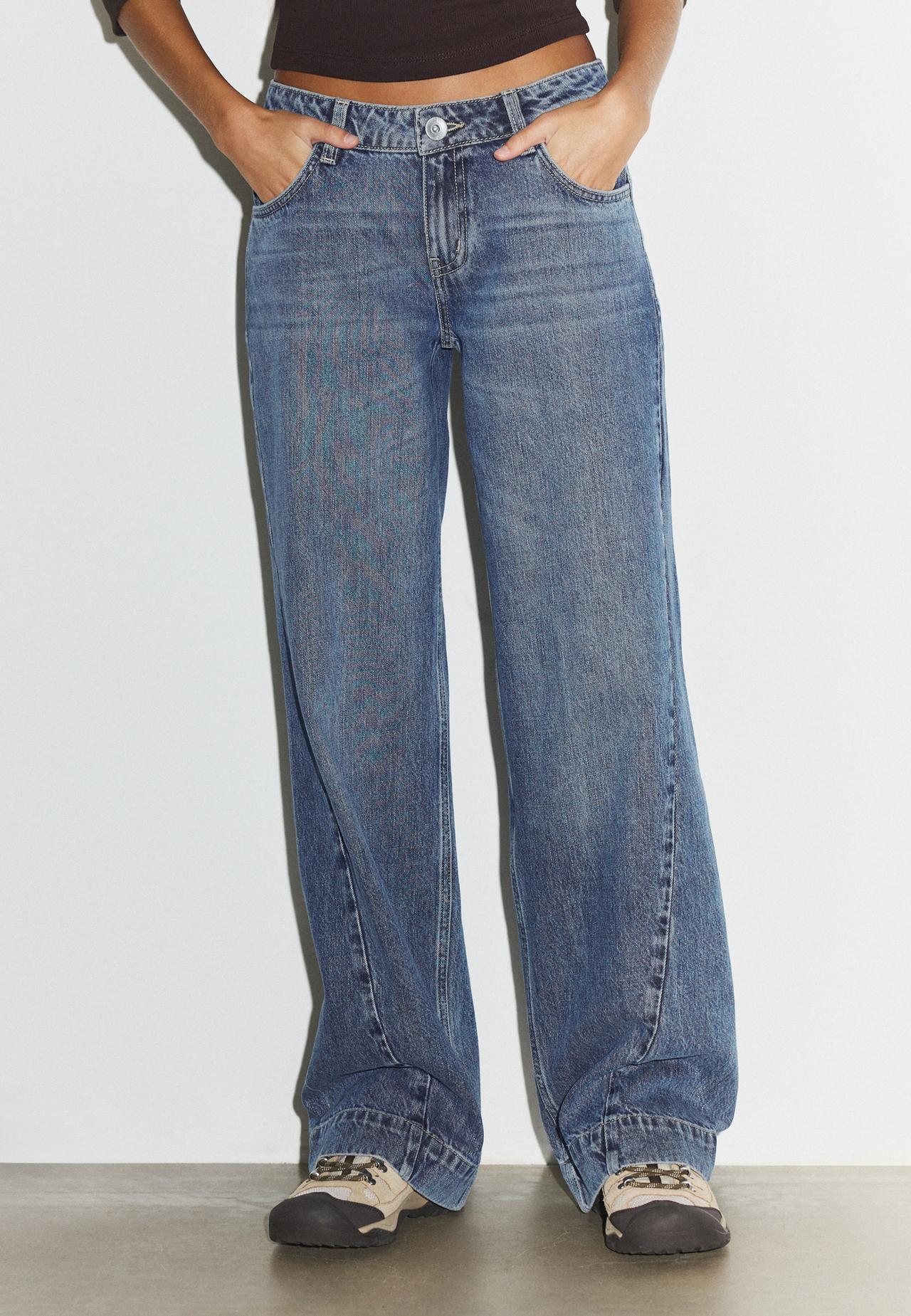 Low-rise straight jeans — OVERDYED BLUE DENIM