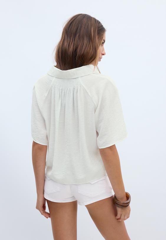 camicia fluida con bottoni