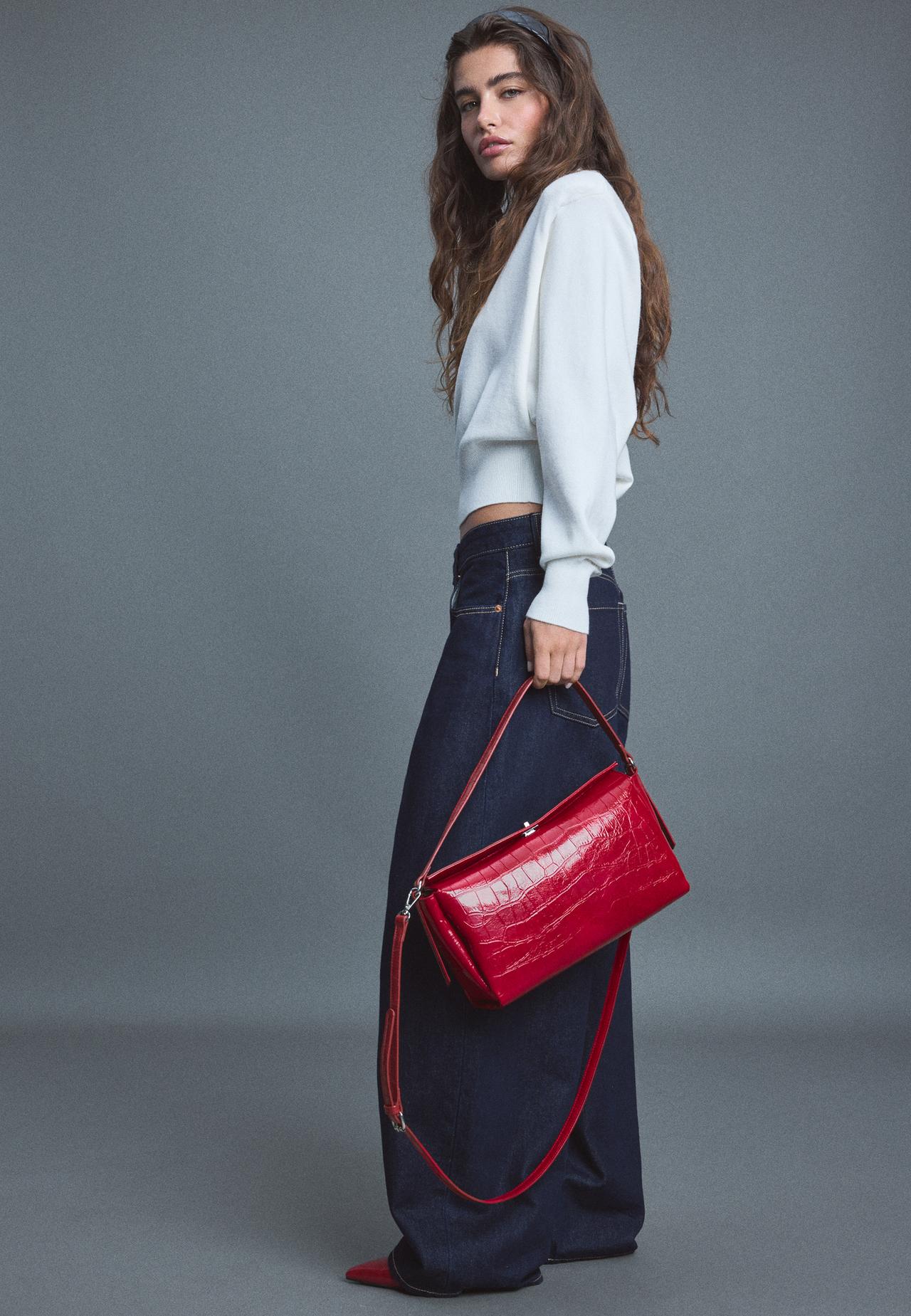 Mock croc shoulder bag — Red