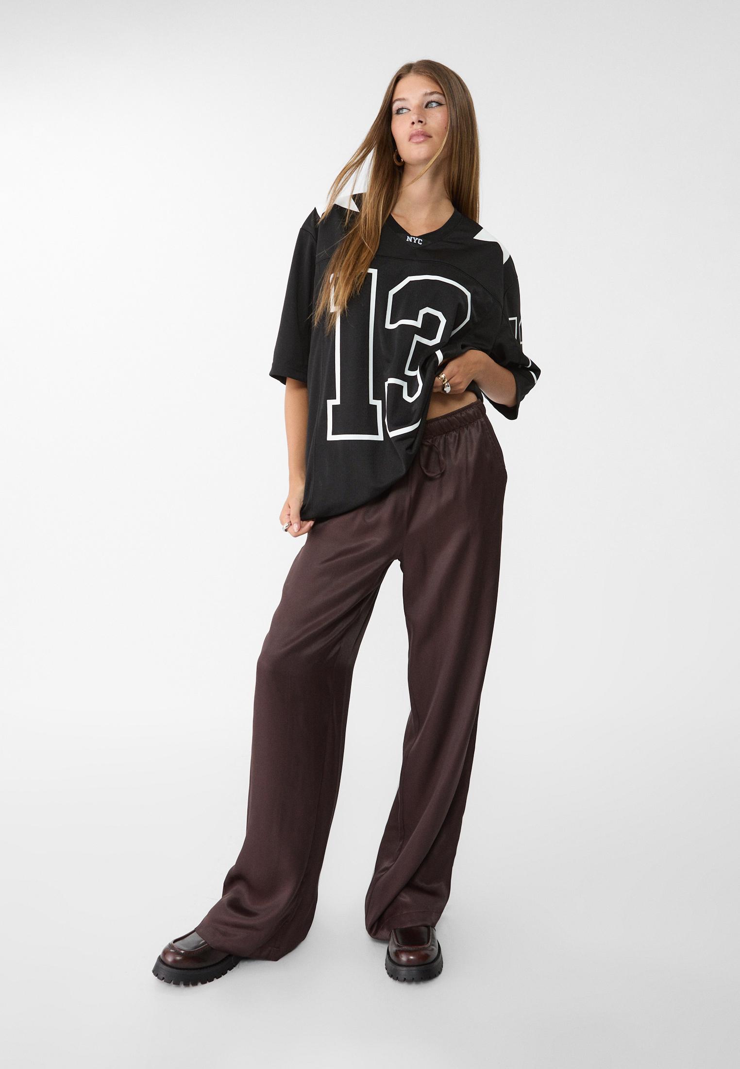 Pantalon fluido stradivarius retailer