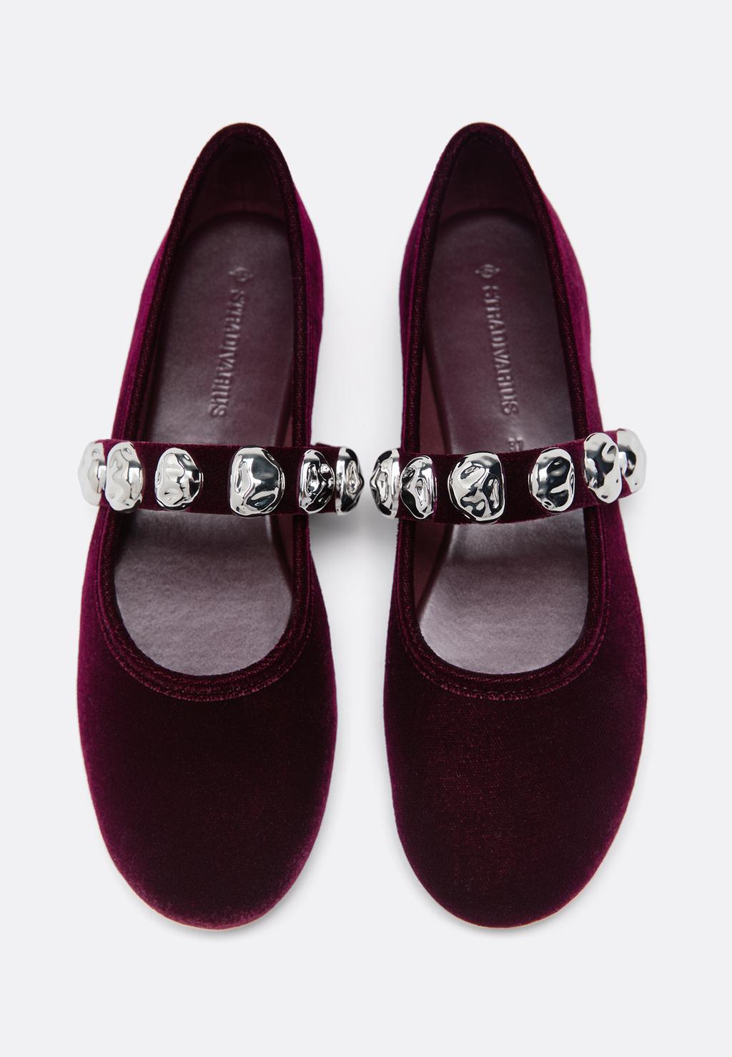 Velvet-effect ballet flats with studs