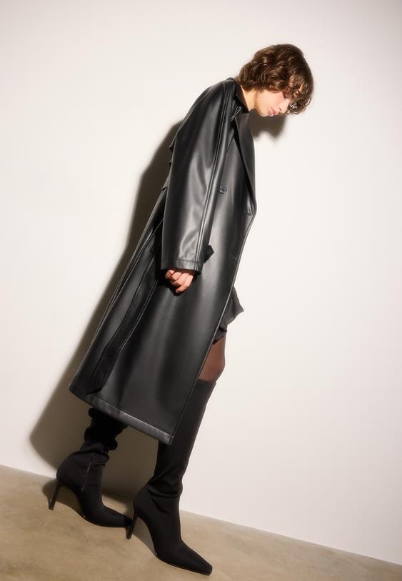 trench largo efecto piel