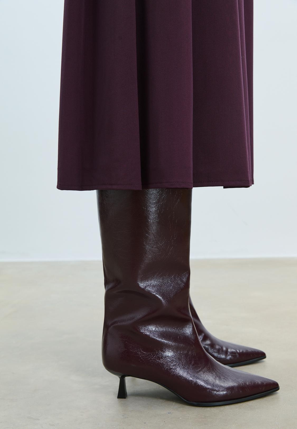 Stiefel mit Kitten-Heels