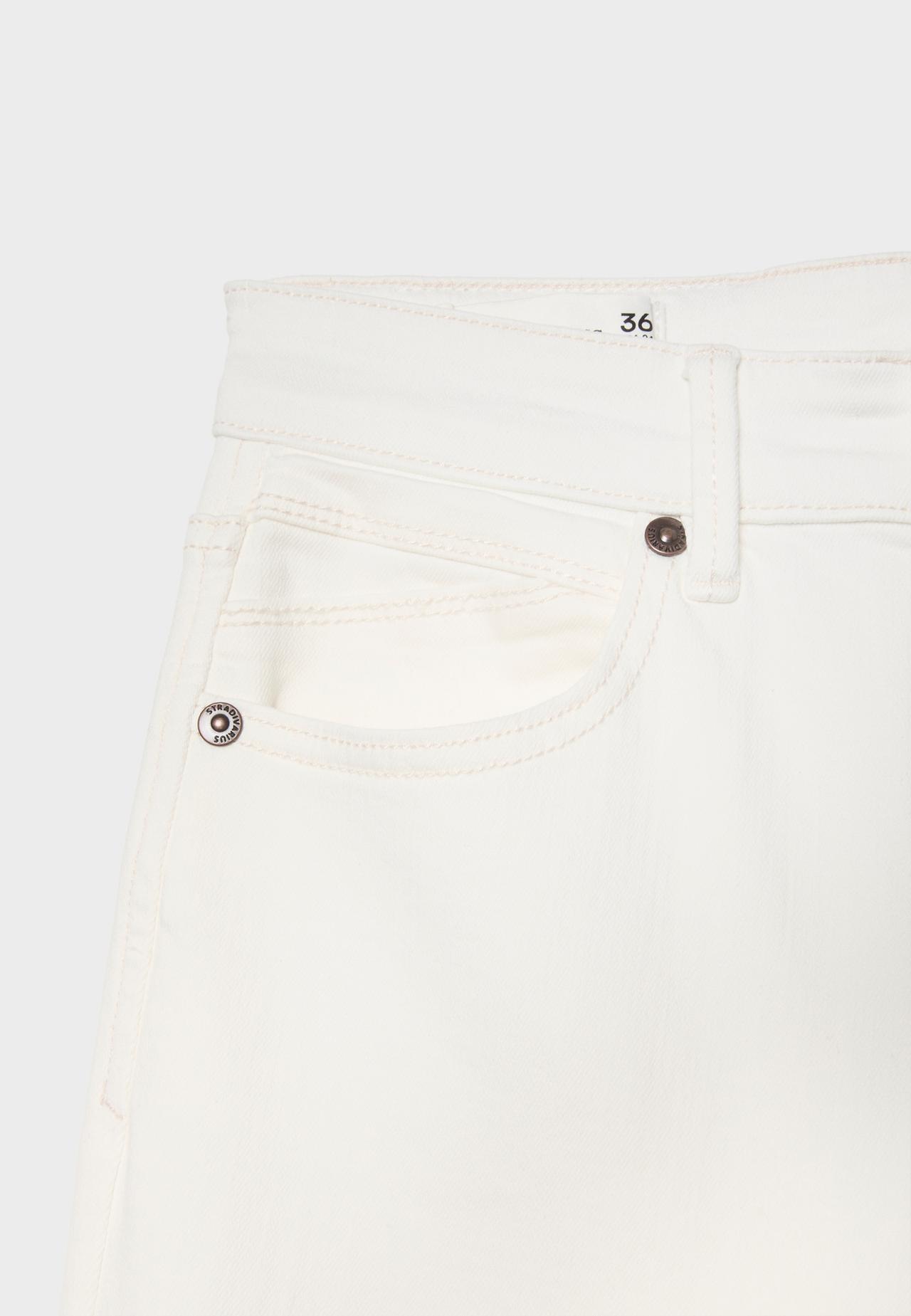 D74 stretch bell bottom jeans with slit — Vanilla